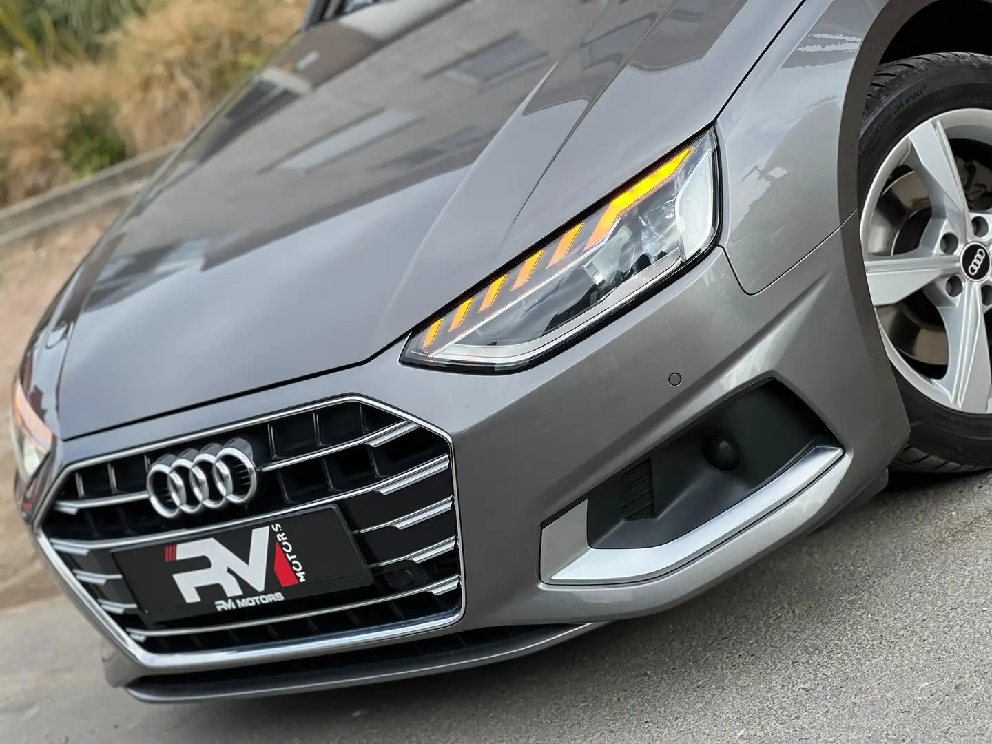 Audi A4 A4 Avant 35 TFSI Business Edition S tronic Beige - 1