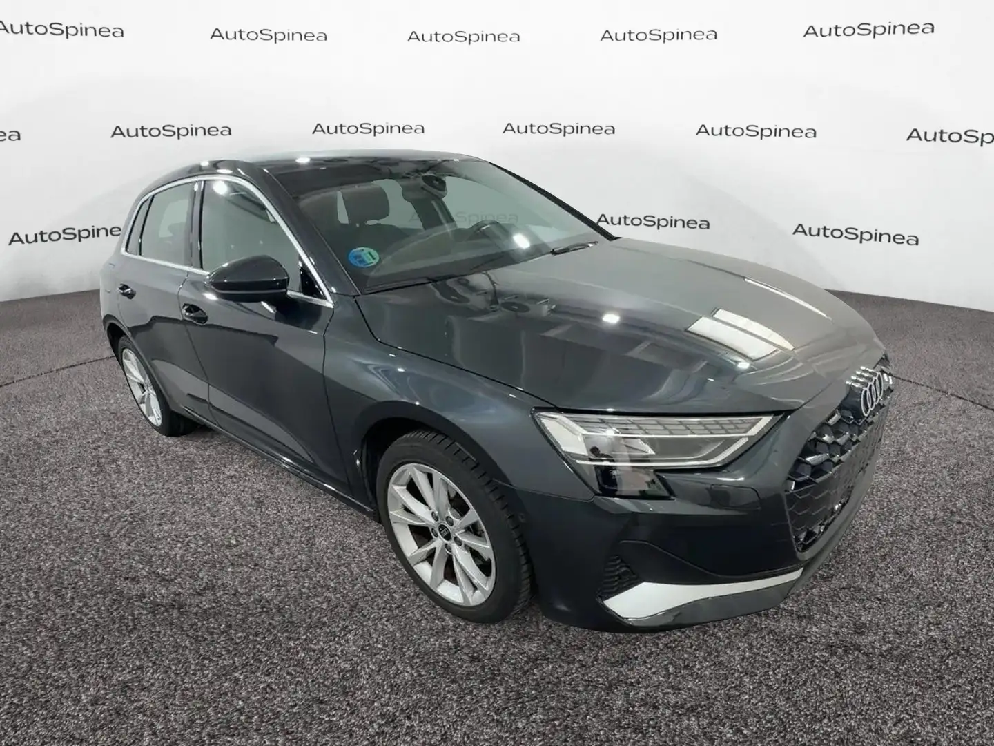 Audi A3 35 TFSI S tronic Advanced 150 CV Grau - 2