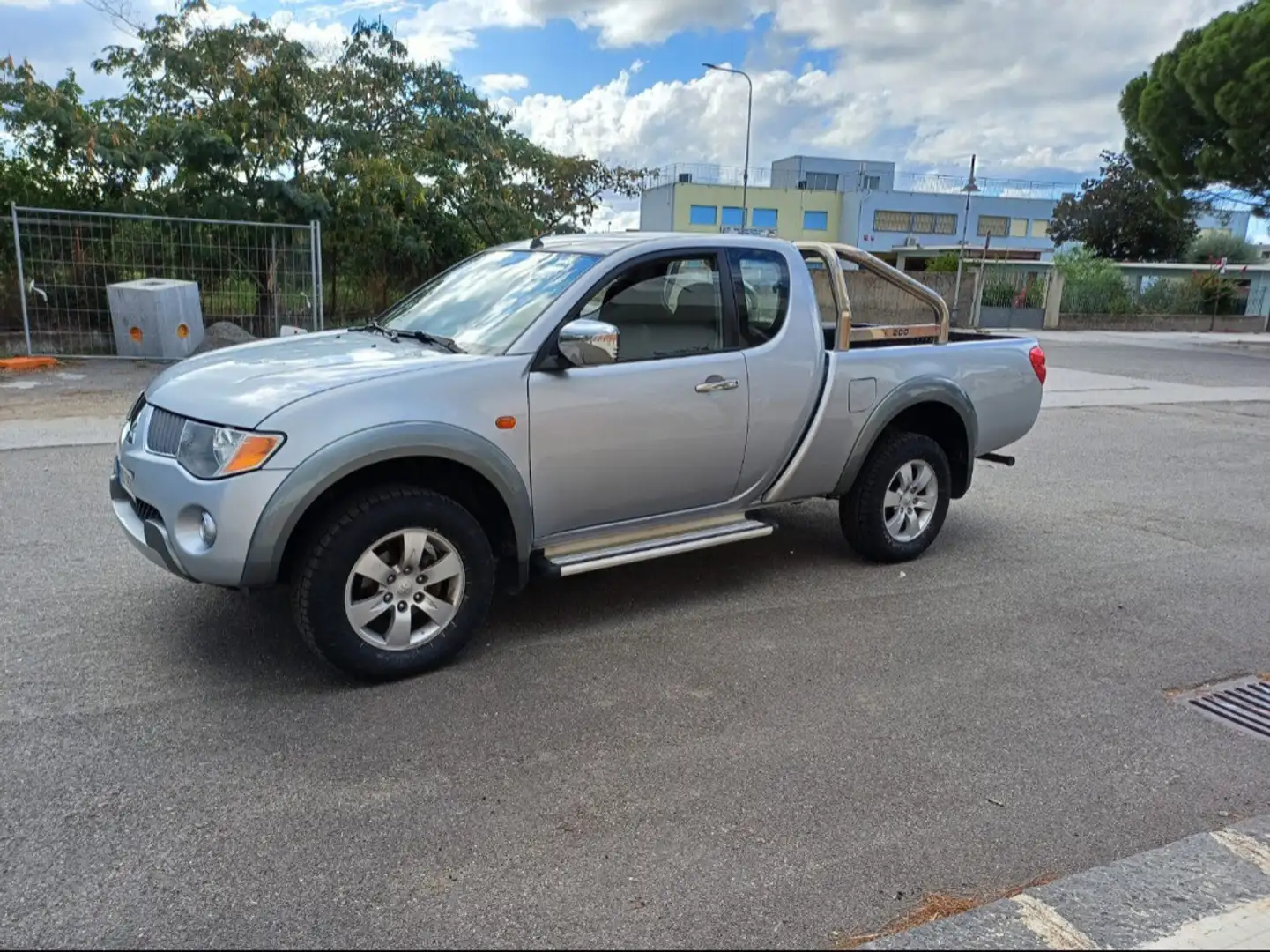 Mitsubishi L200 s.cab 2.5 di-d Inform - 1