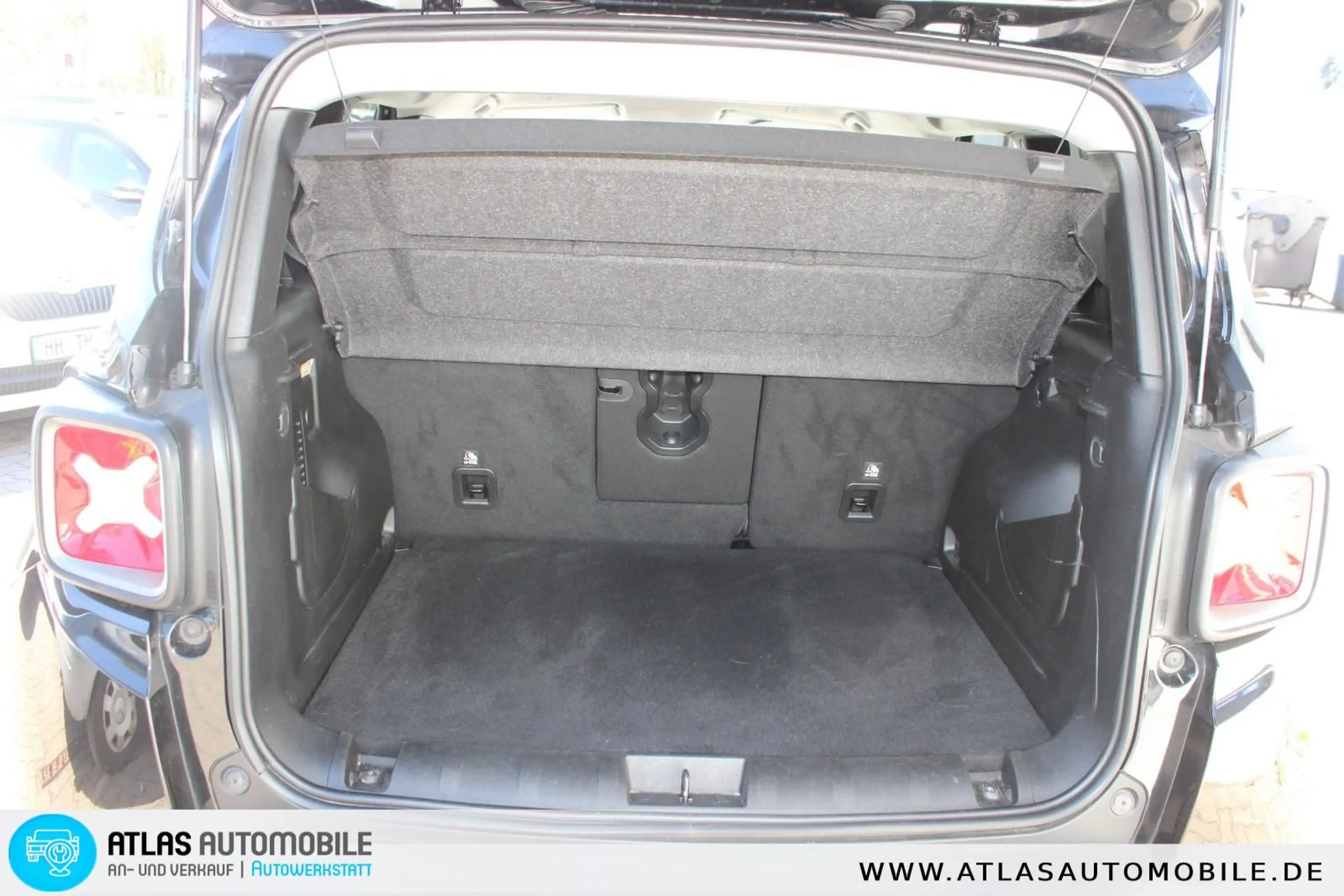 Jeep Renegade Limited FWD 1.3 T-GDI  Automatik Navi — photo 12