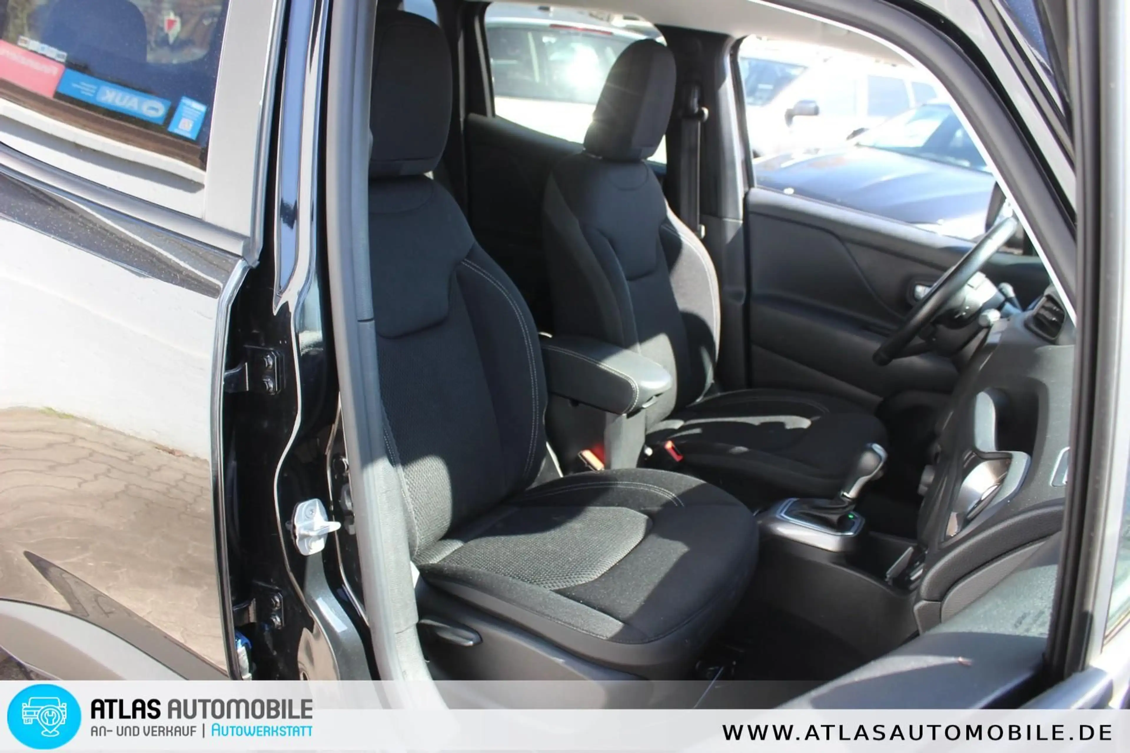Jeep Renegade Limited FWD 1.3 T-GDI  Automatik Navi — photo 7