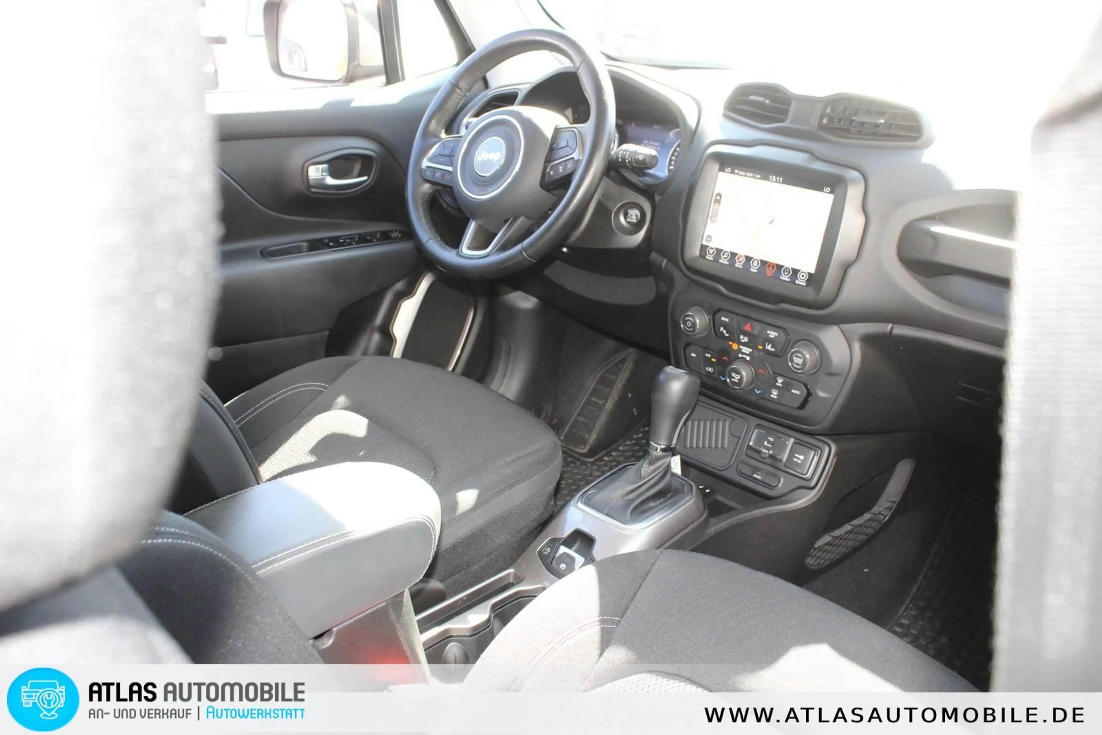 Jeep Renegade Limited FWD 1.3 T-GDI  Automatik Navi — photo 4
