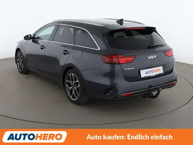 Kia Ceed view 4