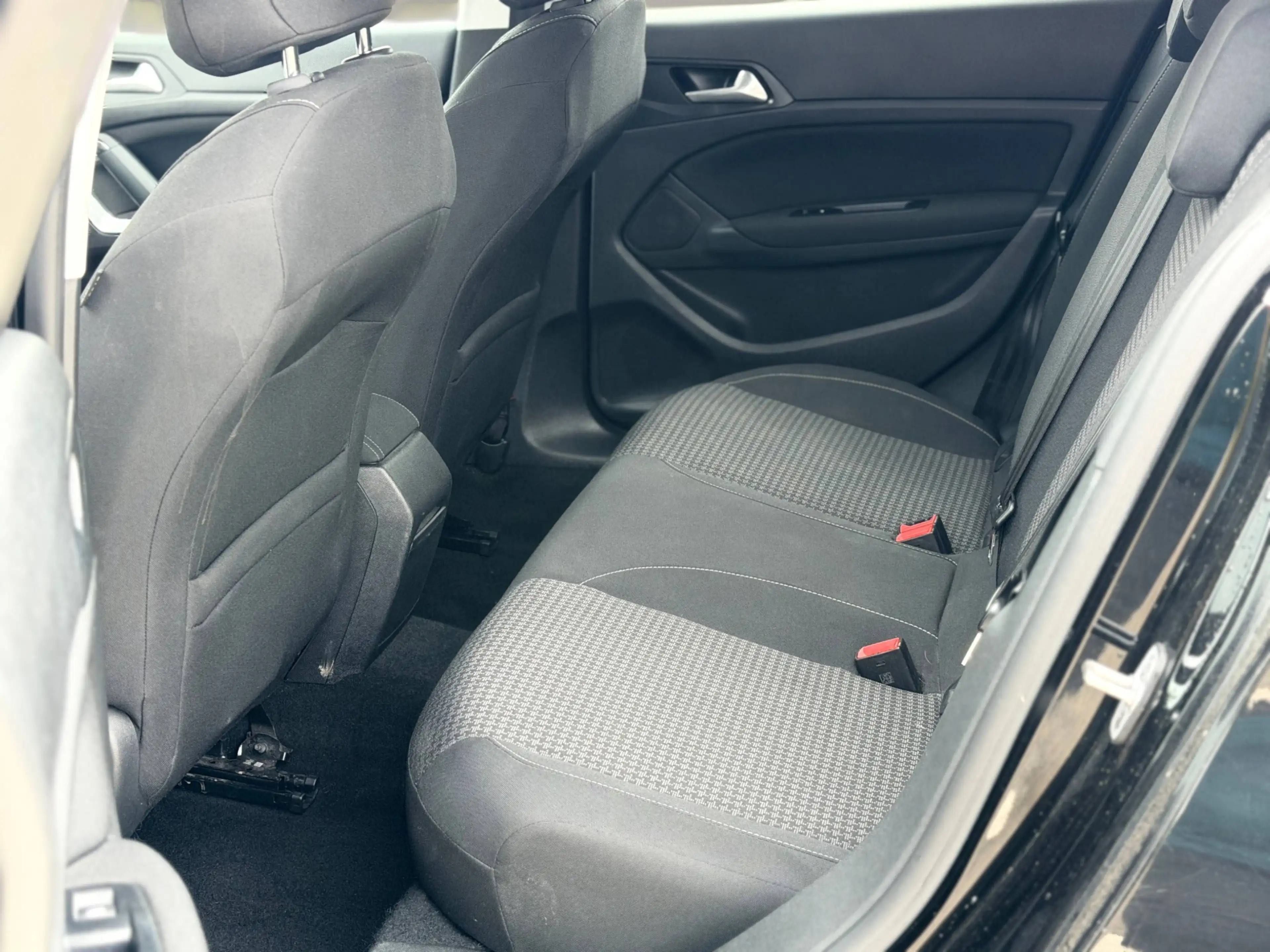 Peugeot 308 308 1.2i | 68.000km | 2017 | Navi | Bluetooth | Caméra & Radar de recul — photo 10