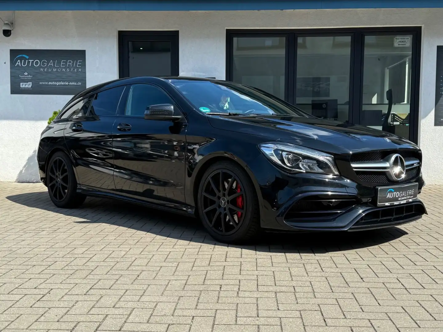 Mercedes-Benz CLA 45 AMG 4M°Night°Pano°H&K°Kam Noir - 2