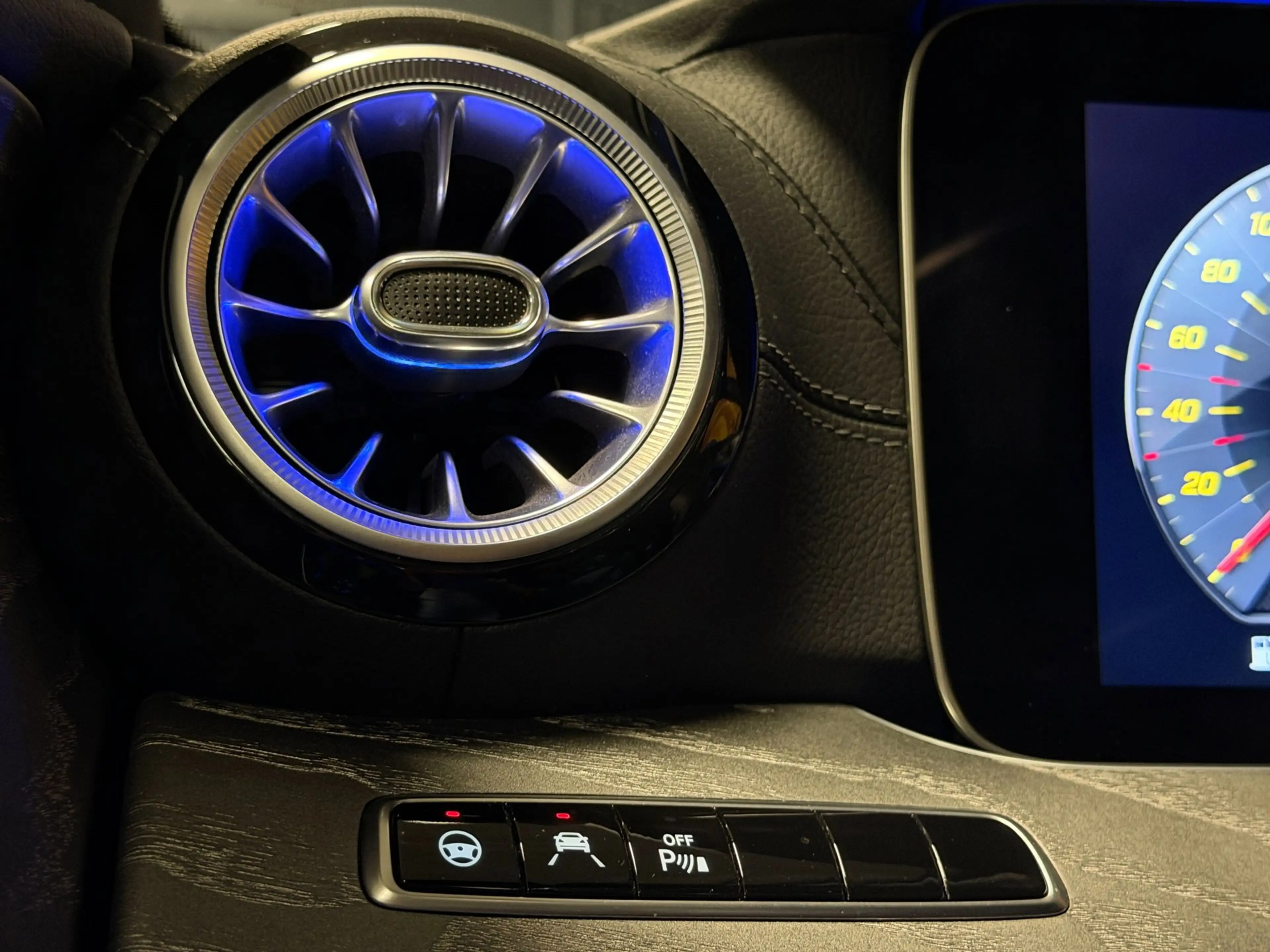 Mercedes-Benz CLS 450 4Matic AMG Premium+ Full Options Burmester Schuifd — photo 32