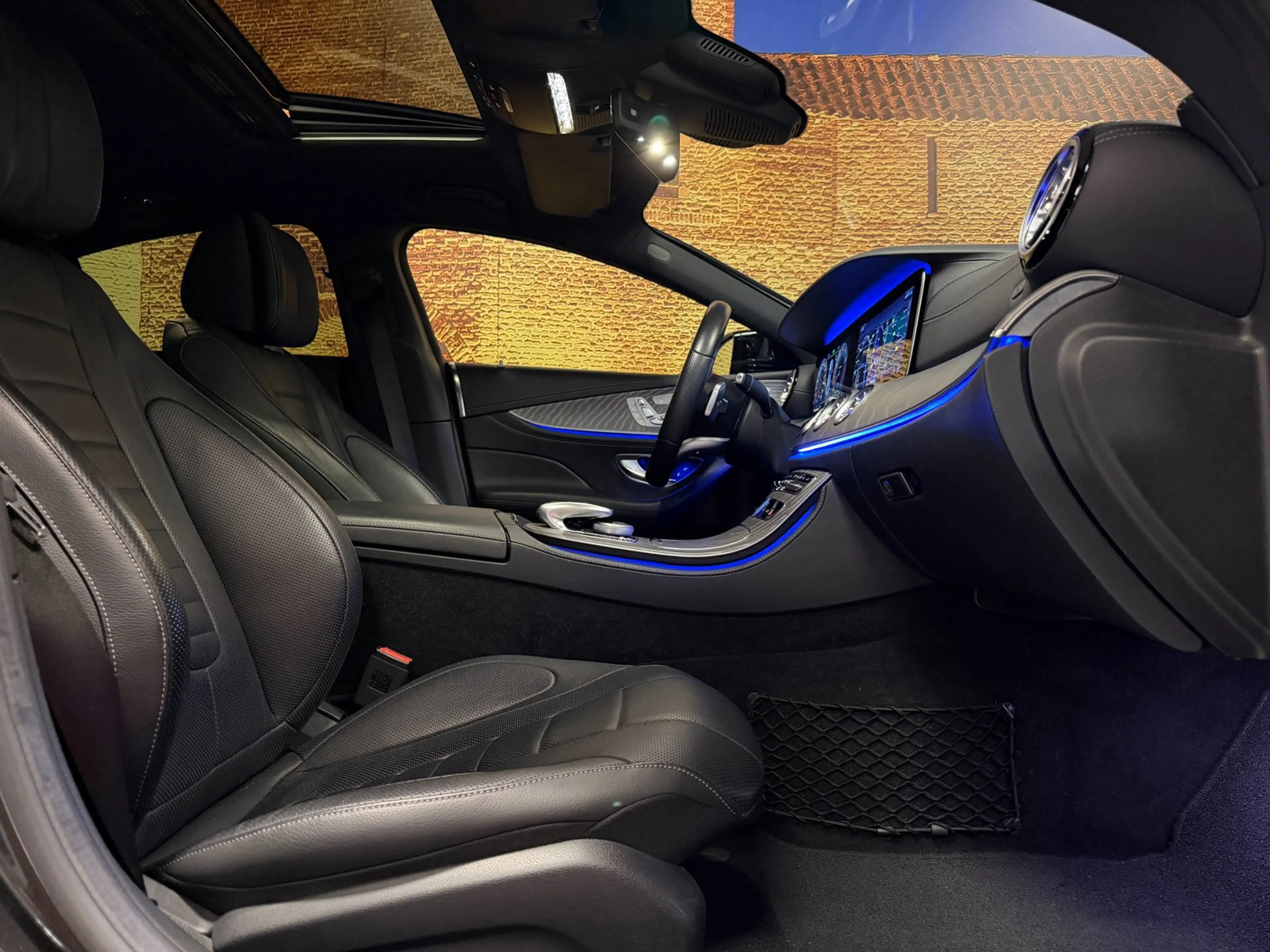Mercedes-Benz CLS 450 4Matic AMG Premium+ Full Options Burmester Schuifd — photo 16