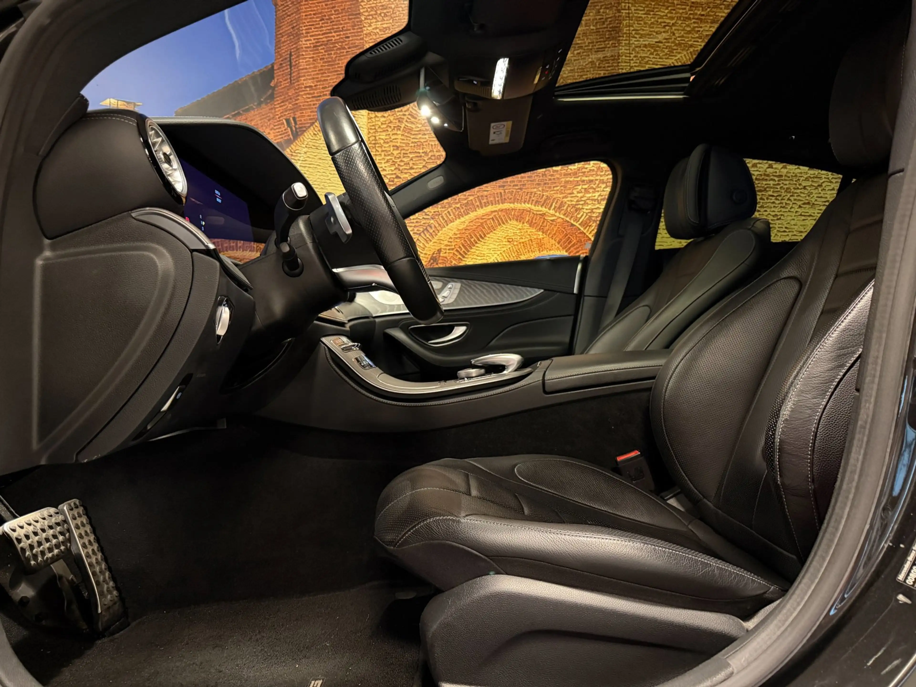 Mercedes-Benz CLS 450 4Matic AMG Premium+ Full Options Burmester Schuifd — photo 23