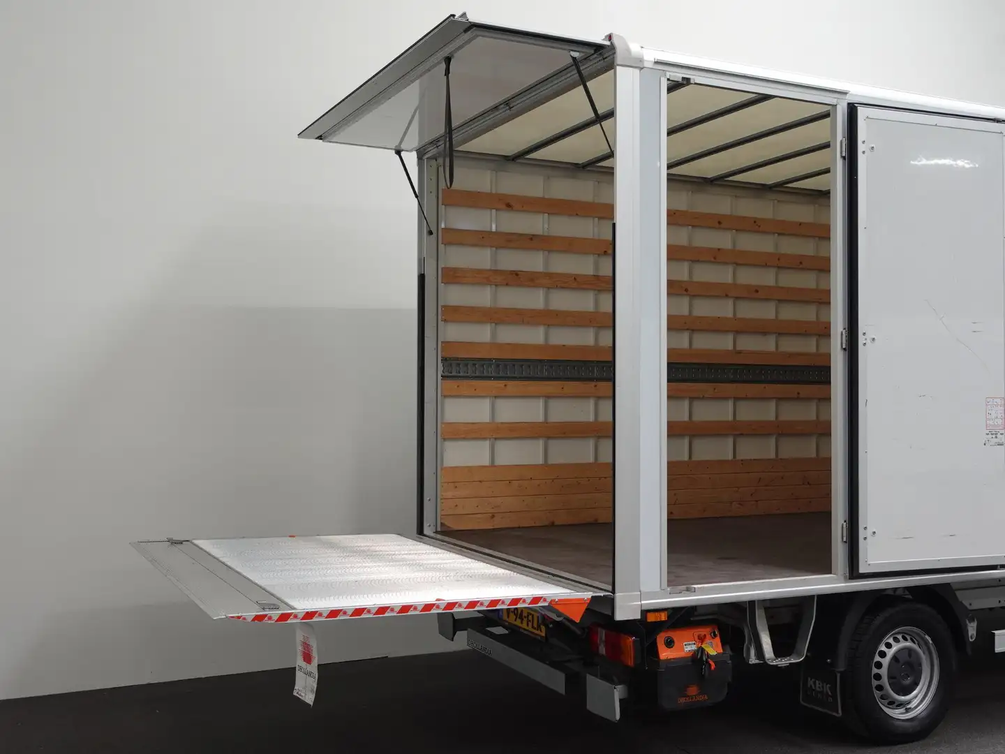 Mercedes-Benz Sprinter 315 Automaat Bakwagen Airco Cruise Camera Carplay Blanc - 2