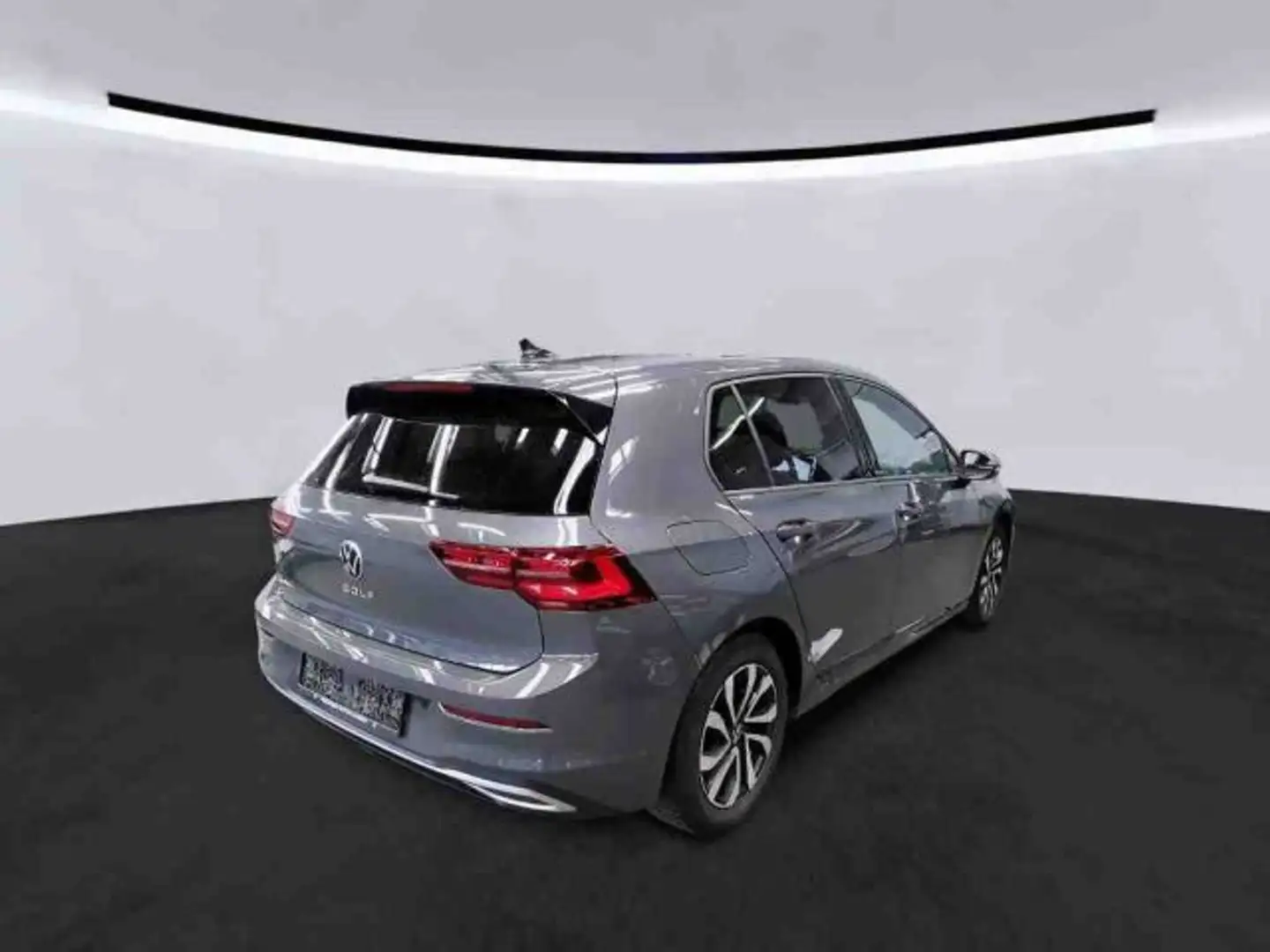 Volkswagen Golf VIII Active 2.0 TDI DSG IQ.LIGHT NAVI PANO Grau - 2