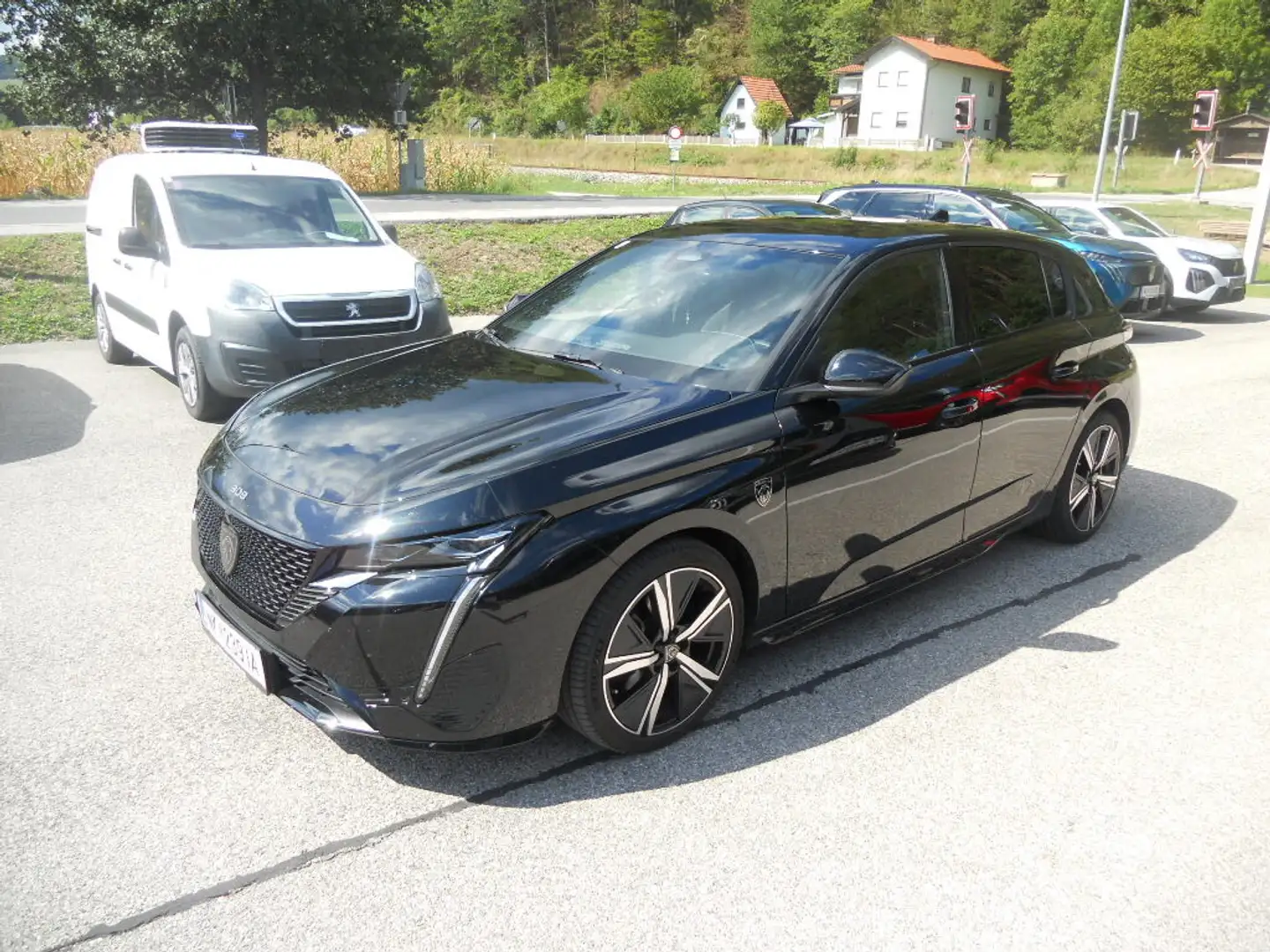 Peugeot 308 BlueHDi 130 S&S EAT8 GT Schwarz - 1