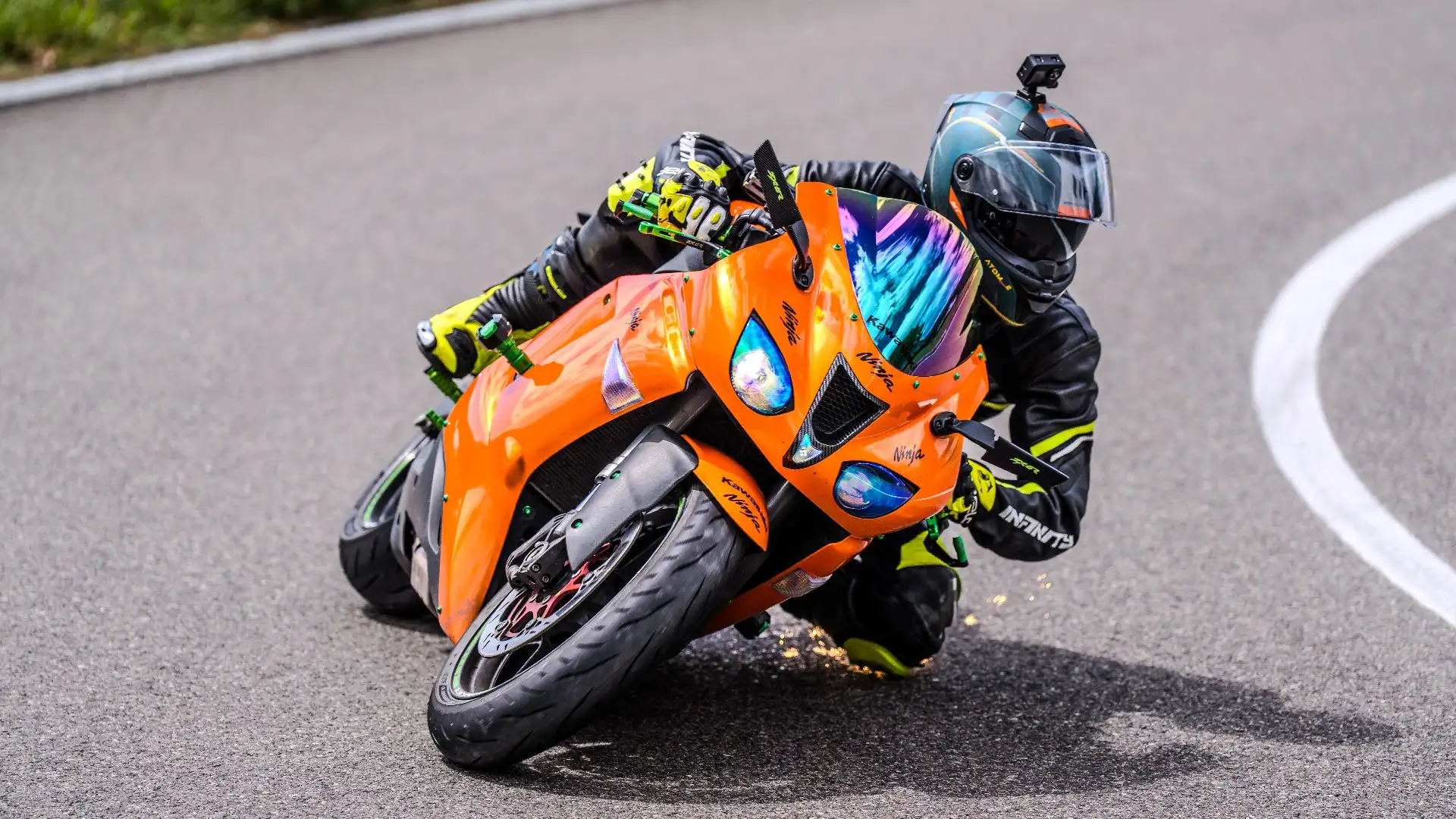 Kawasaki Ninja ZX-6R Orange - 1