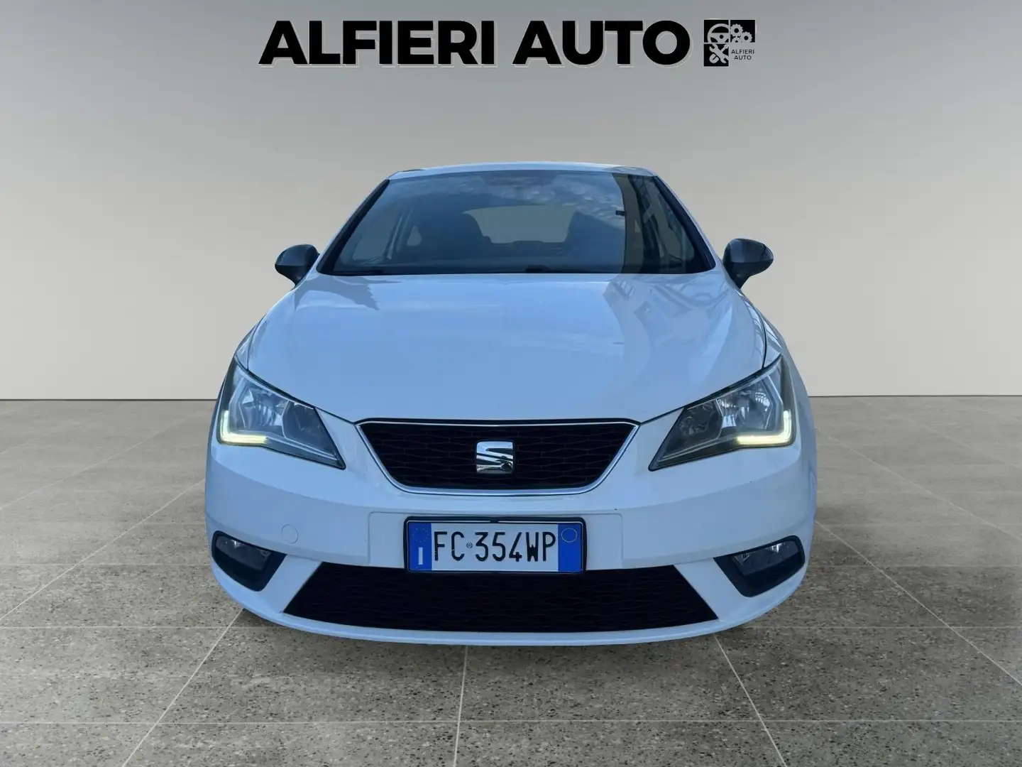 SEAT Ibiza 1.0 Benzina 75cv 3 porte Style Alb - 2