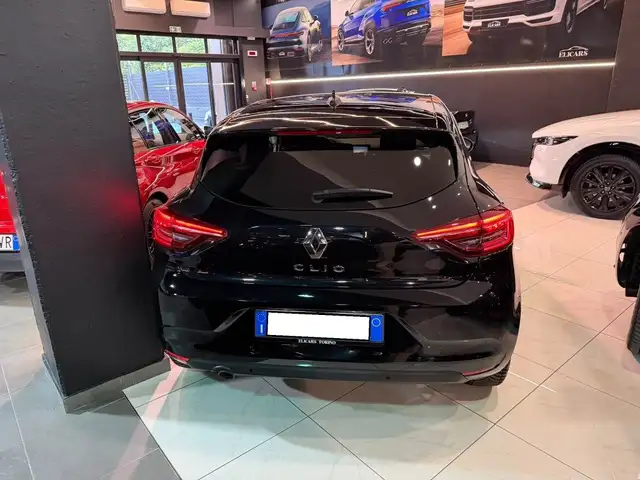 Renault Clio view 6