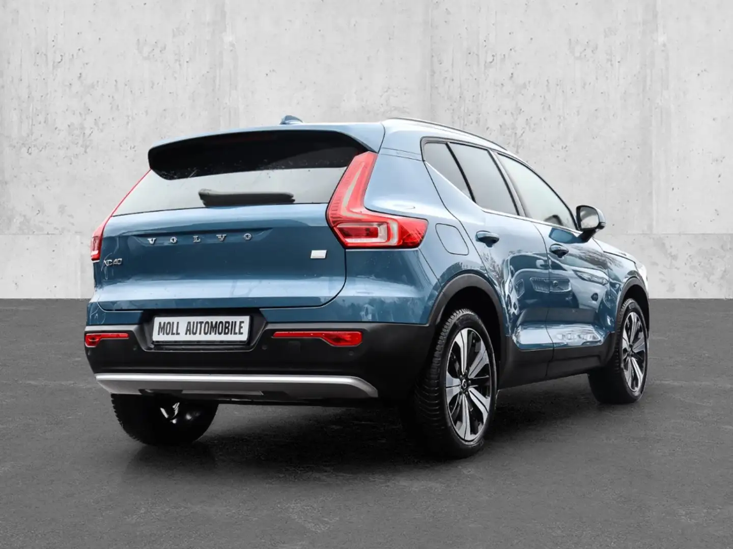 Volvo XC40 Core Recharge Plug-In Hybrid 2WD T4 Twin Engine EU Blau - 2