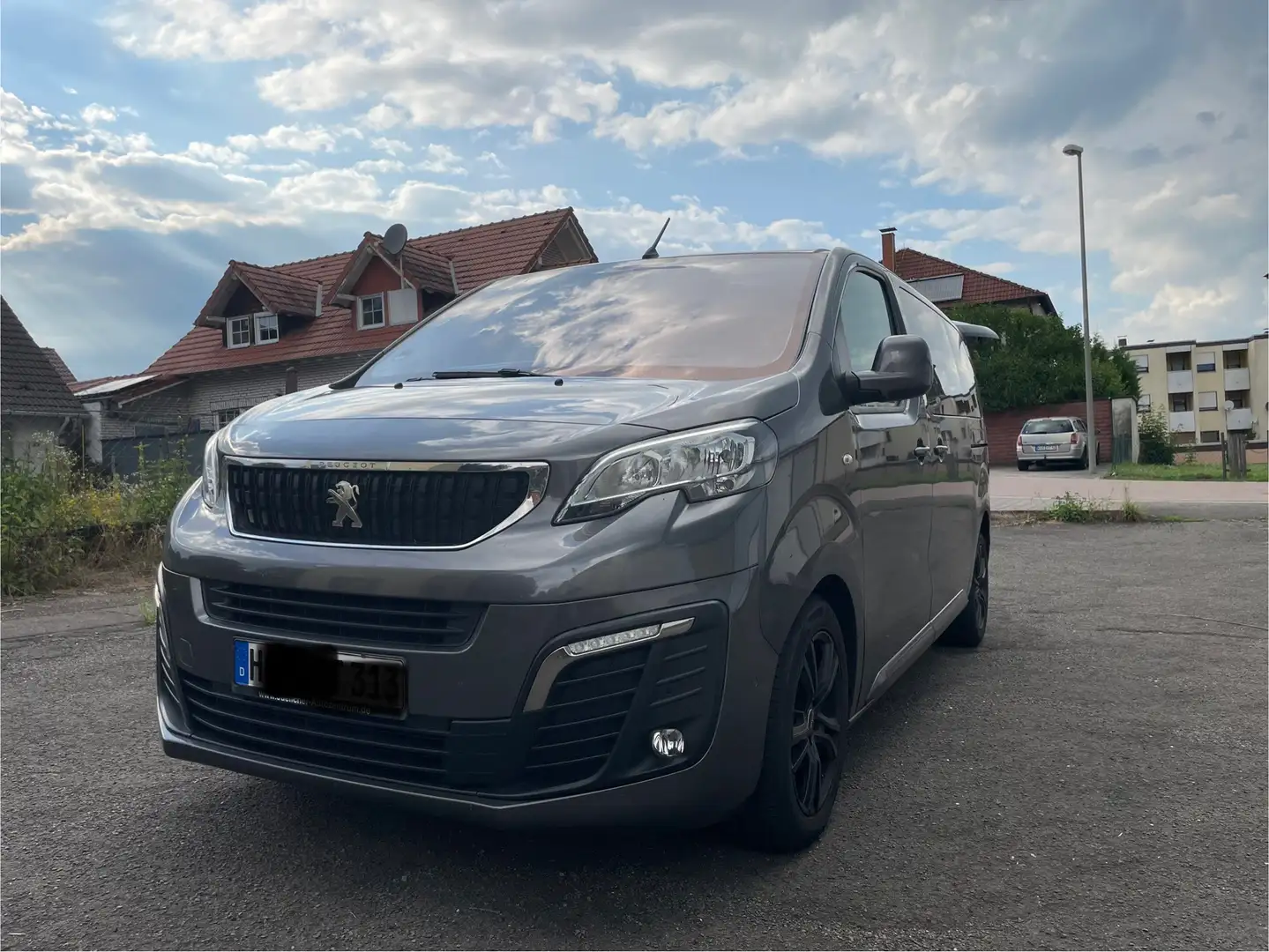 Peugeot Traveller L2 2.0 BlueHDi 150 Allure - 1