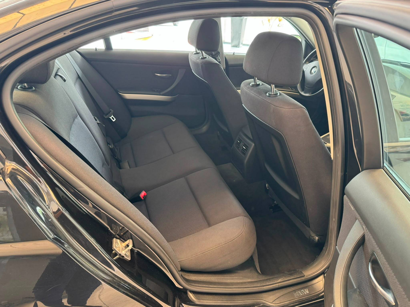 BMW 318 🟩2.0 ESSENCE 136CV - AUTOMATIQUE - GPS - AIRCO — photo 9