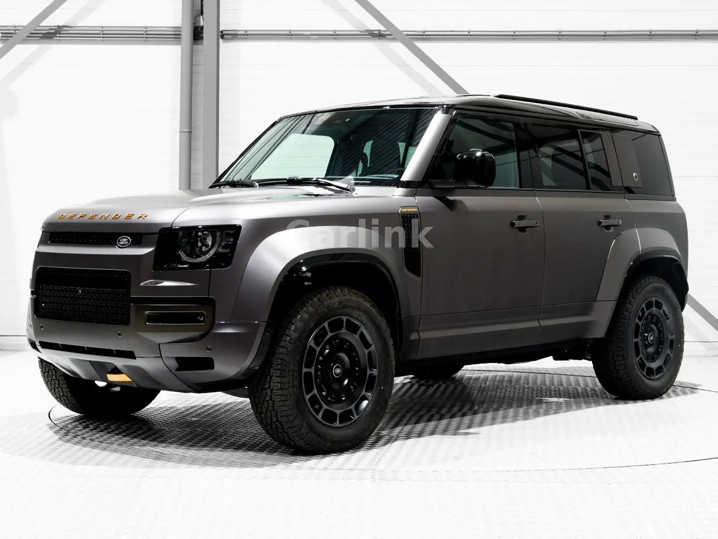 Land Rover Defender 110 OCTA P635 -MATT-20"- Grijs - 1