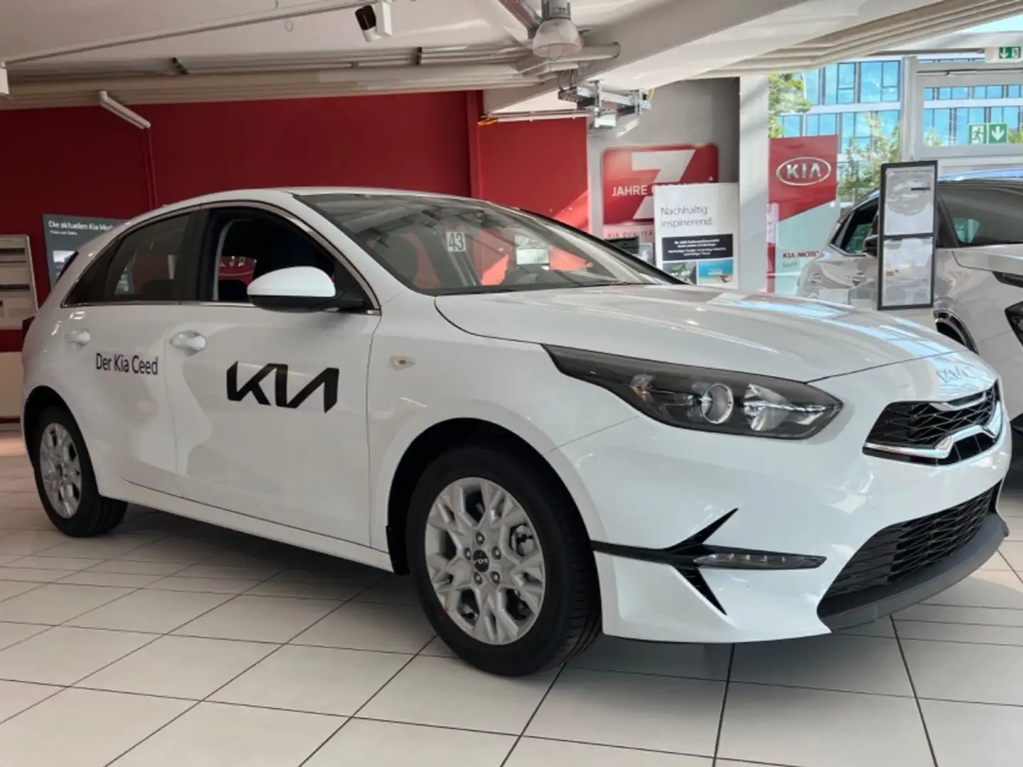 Kia Ceed / cee'd 1.0 T-GDI Vision *Navi*Spurhalteassistent* Weiß - 2