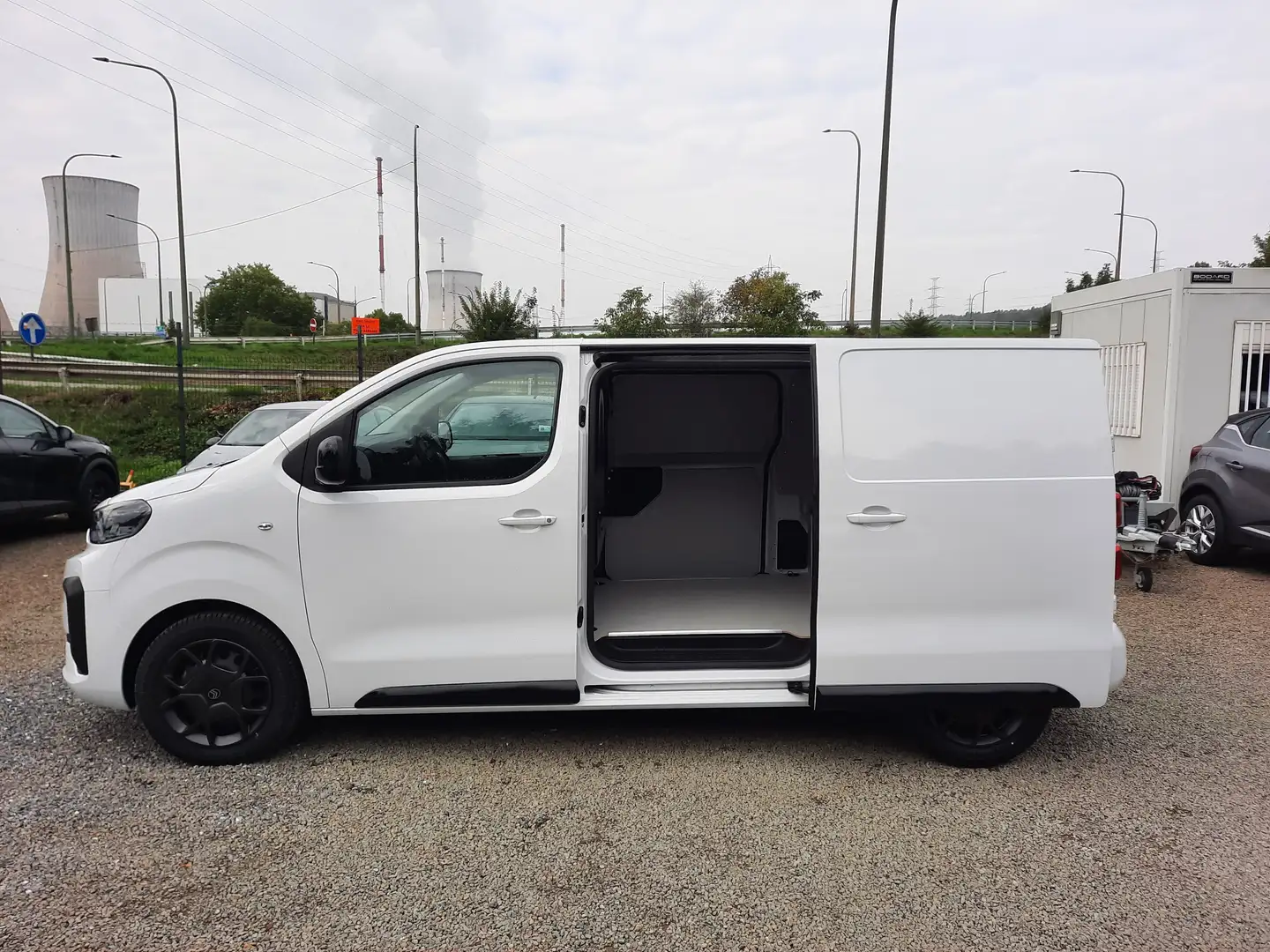 Citroen Jumpy M 2.0 BlueHDI 180 EAT8 Confort Blanc - 2