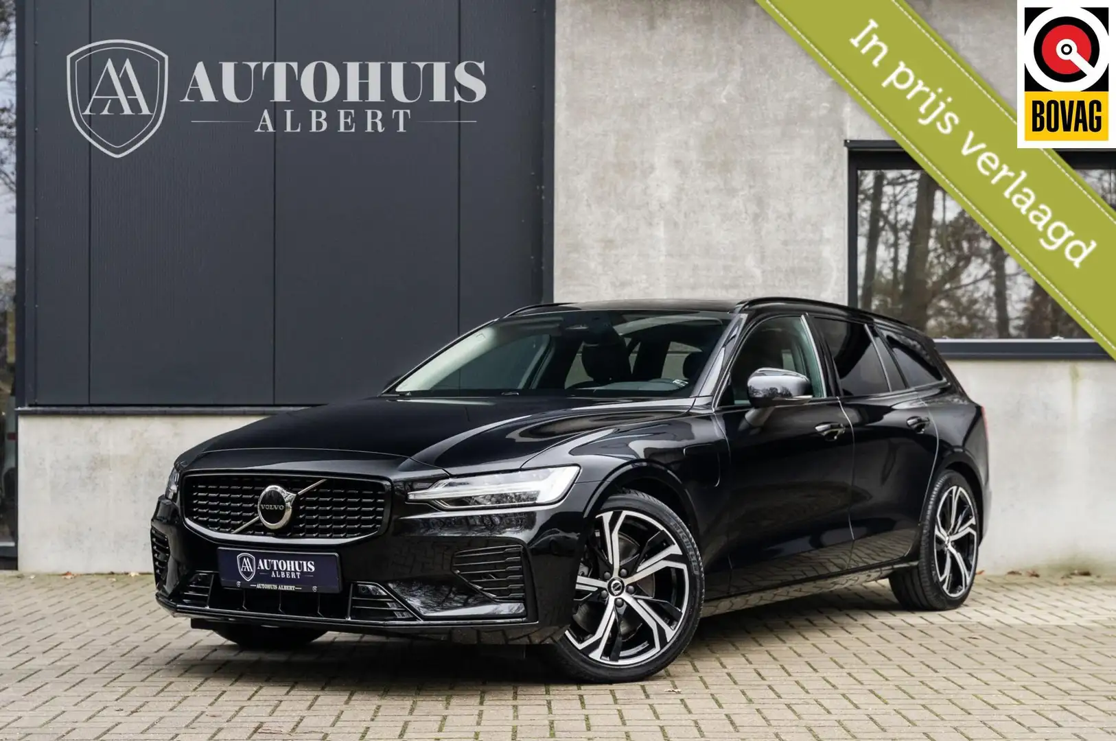 Volvo V60 2.0 T6 Recharge AWD Plus Dark H&K Pano 19'' ACC Schwarz - 1