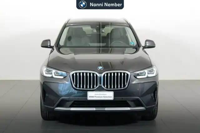 BMW X3 view 2