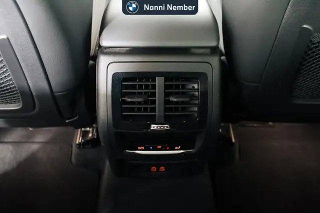 BMW X3 view 13