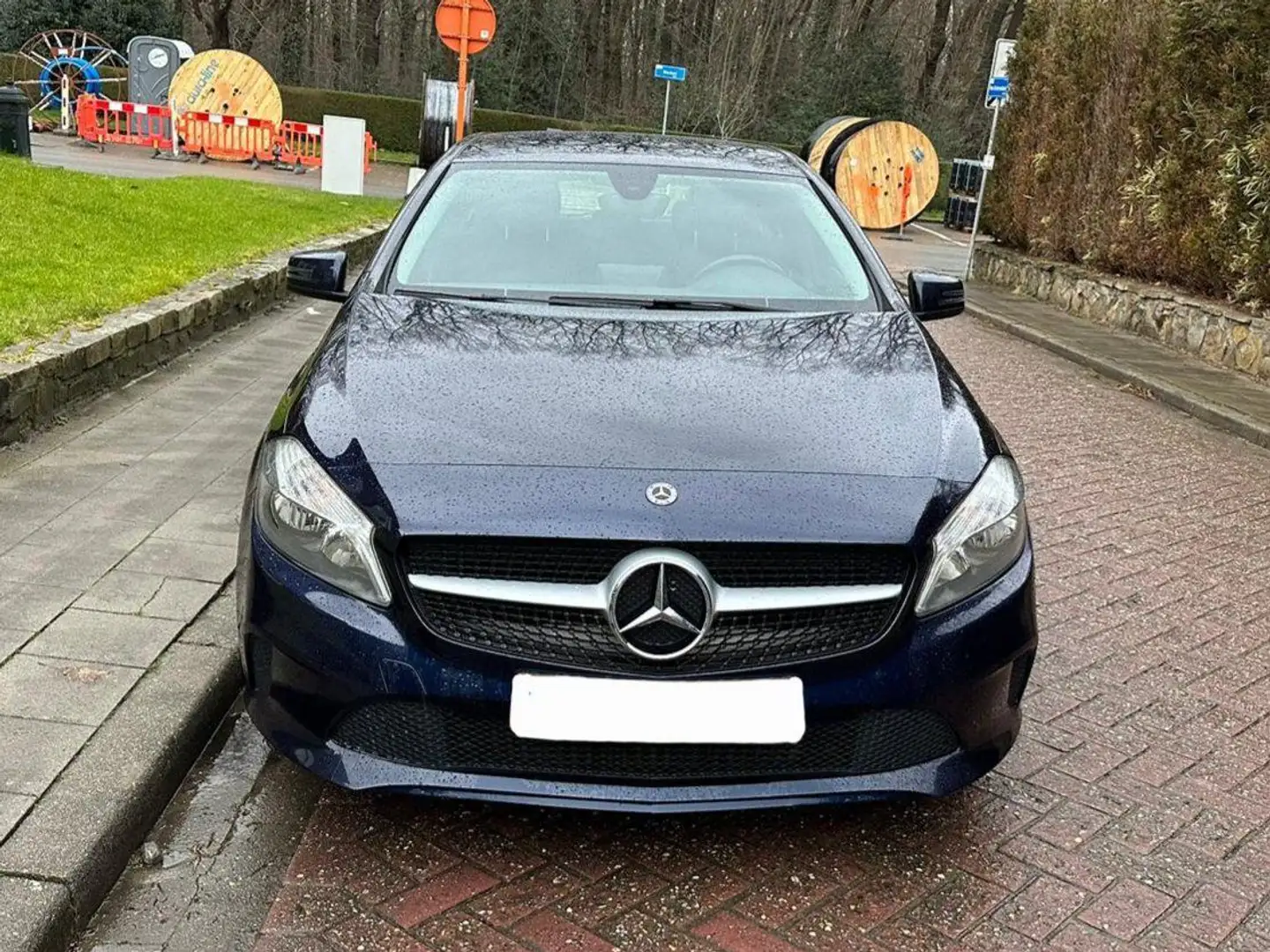 Mercedes-Benz A 180 Mercedes-Benz A-Klasse 180 D 2017 - 2