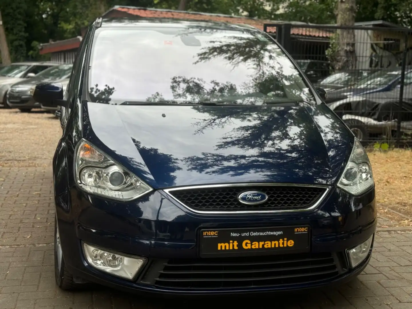 Ford Galaxy 2,0 TDCi Titanium 7 Sitzer,Leder,Panorama Blau - 1
