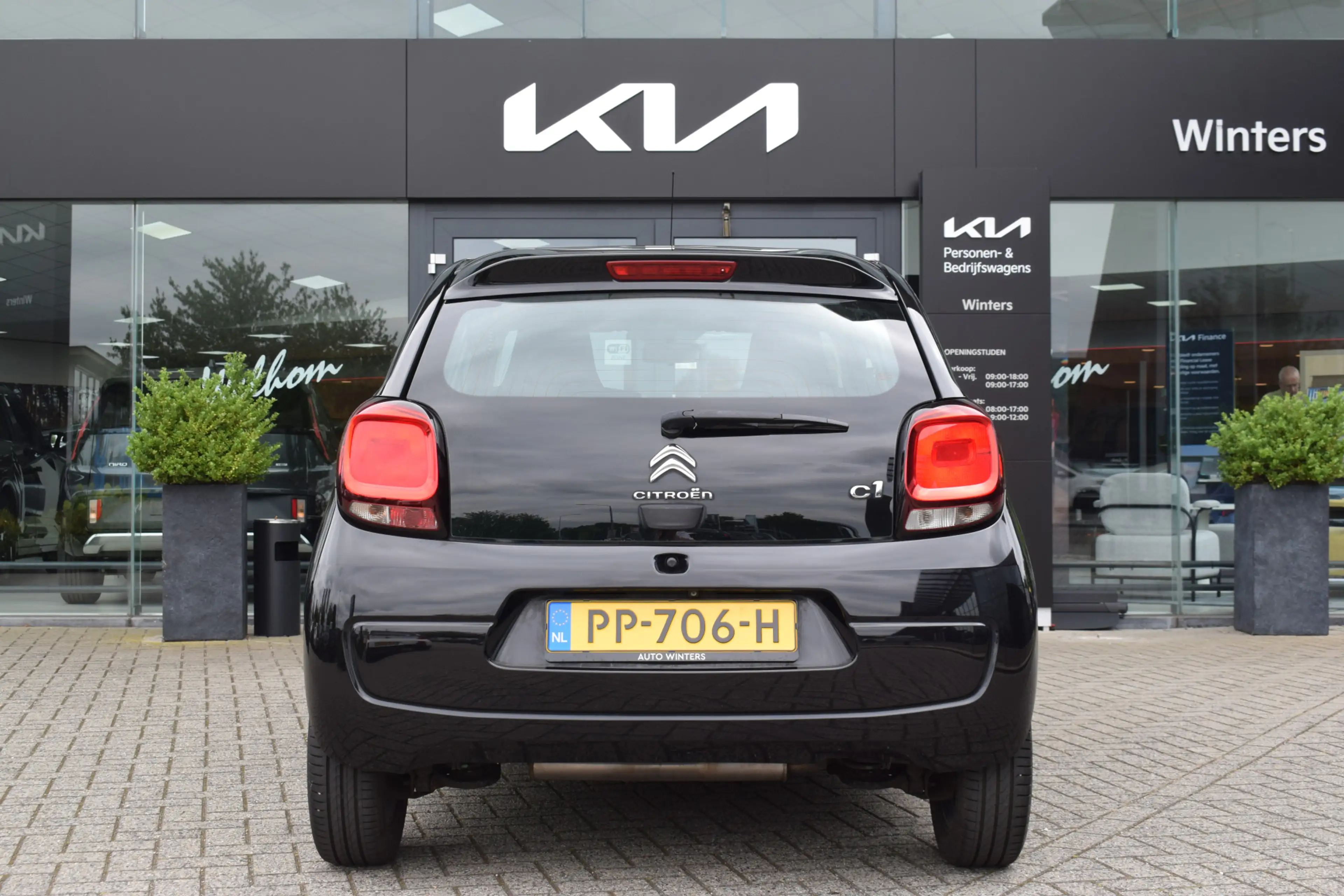 Citroen C1 1.0 VTi Shine Automaat | Carplay | Airco | Camera — photo 22