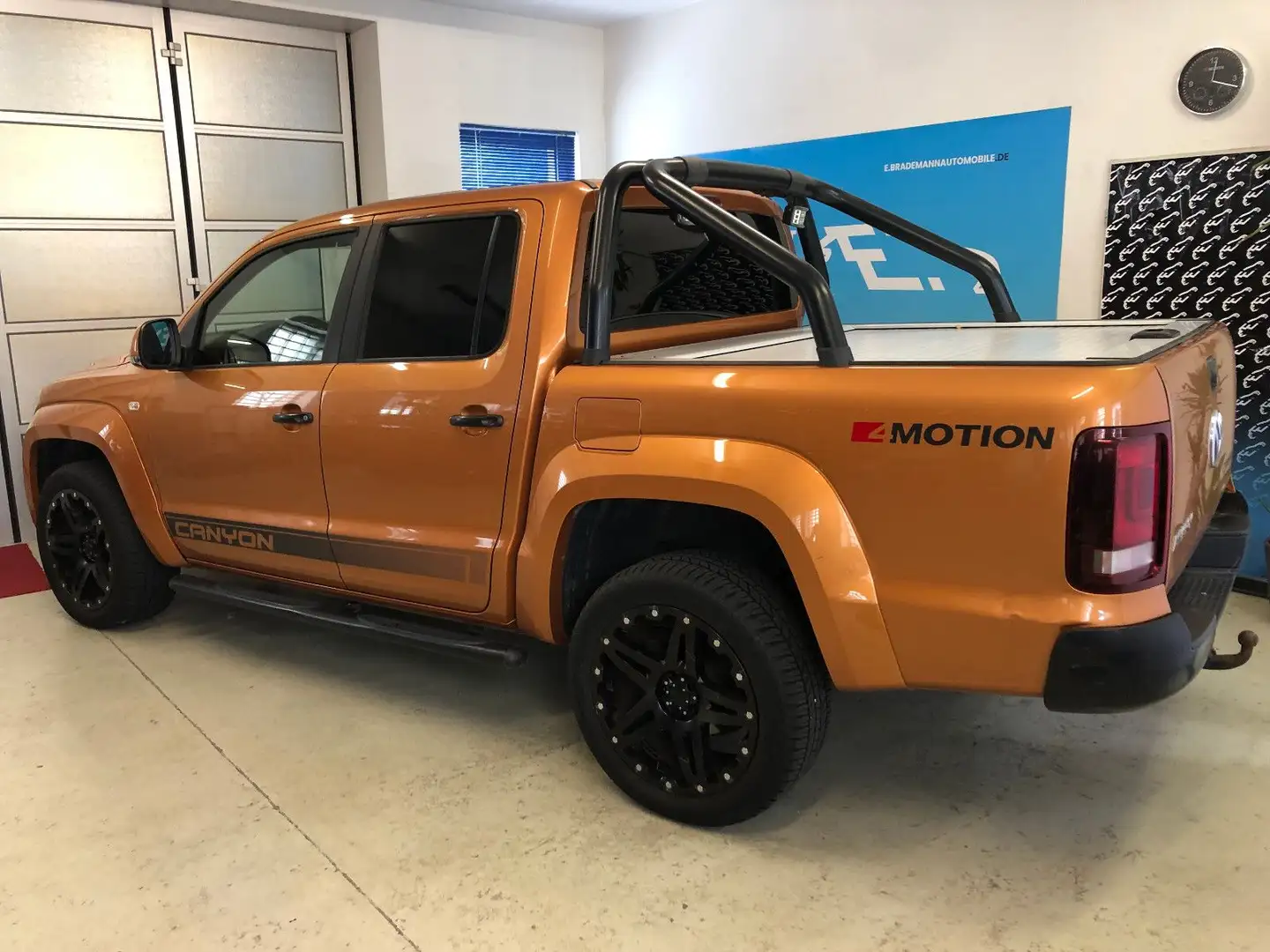 Volkswagen Amarok Canyon DoubleCab 4Motion Oranj - 2