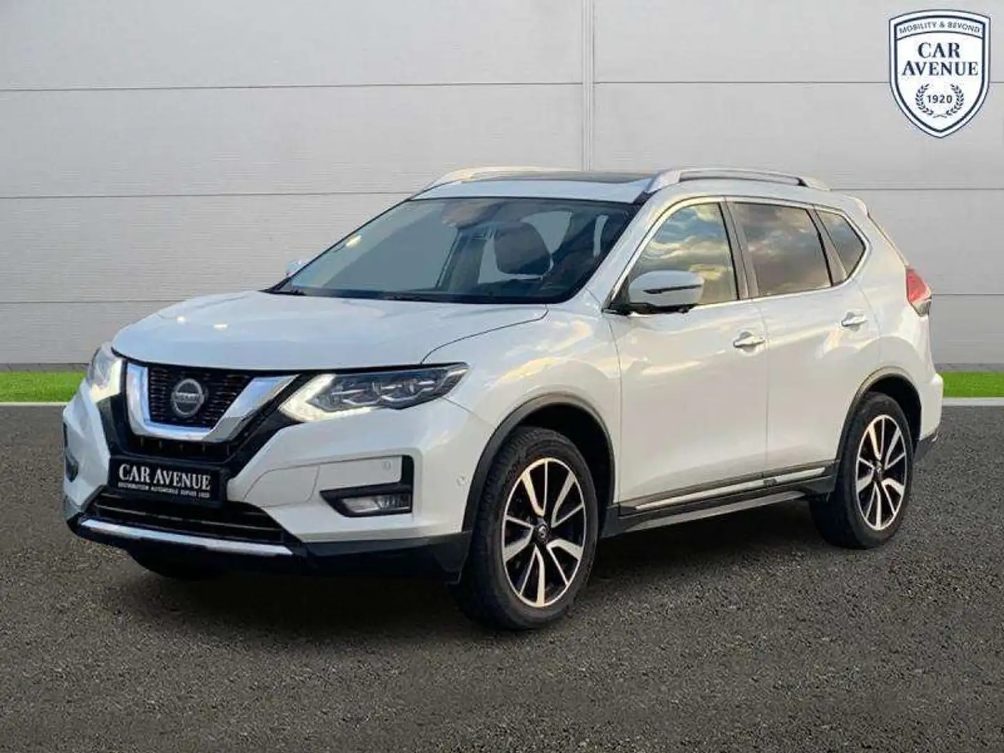 Nissan X-Trail F09 Blanc - 1