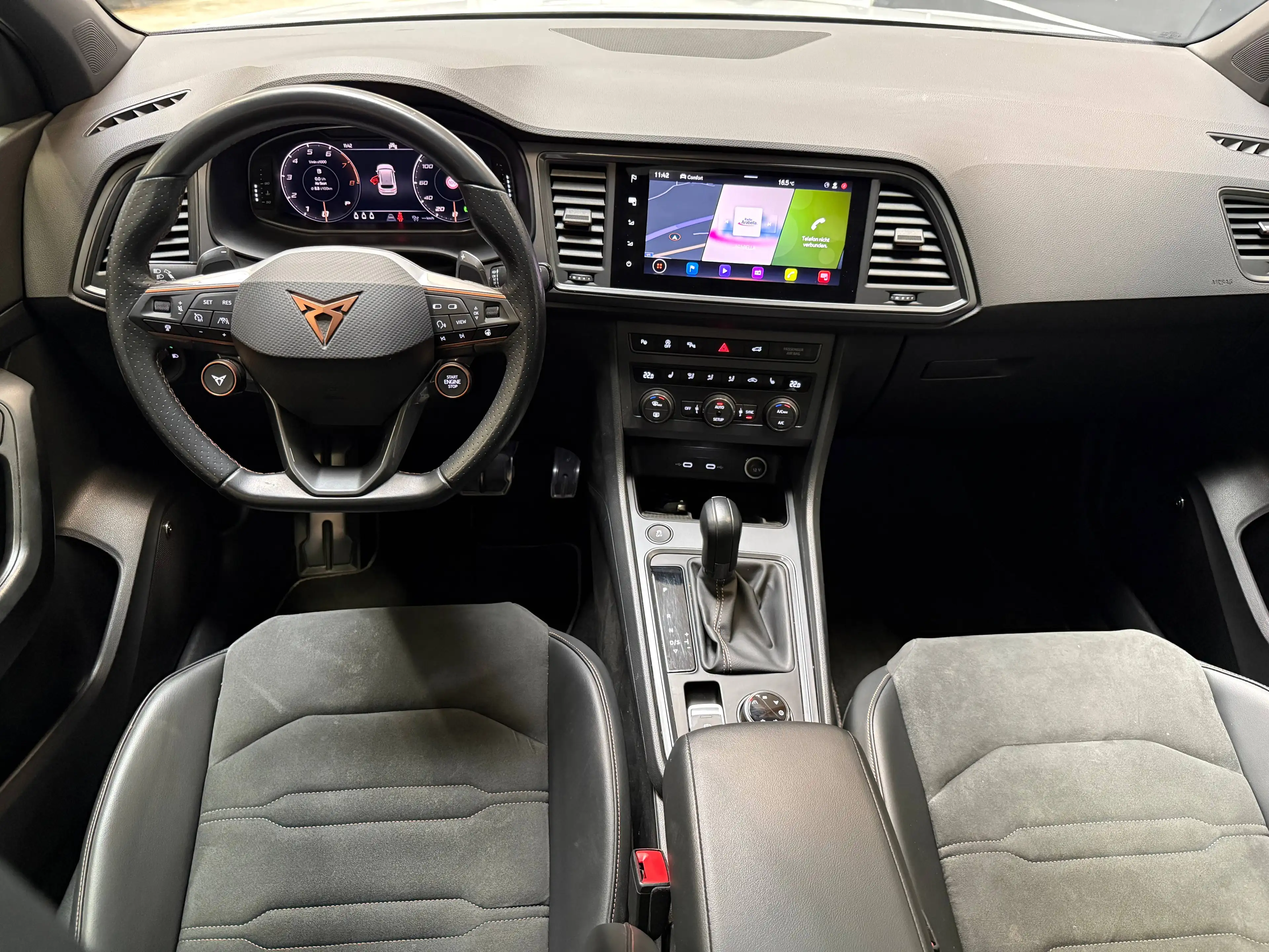 CUPRA Ateca VZ Edition 4Drive Akrapovic AHK Glasdach — photo 12