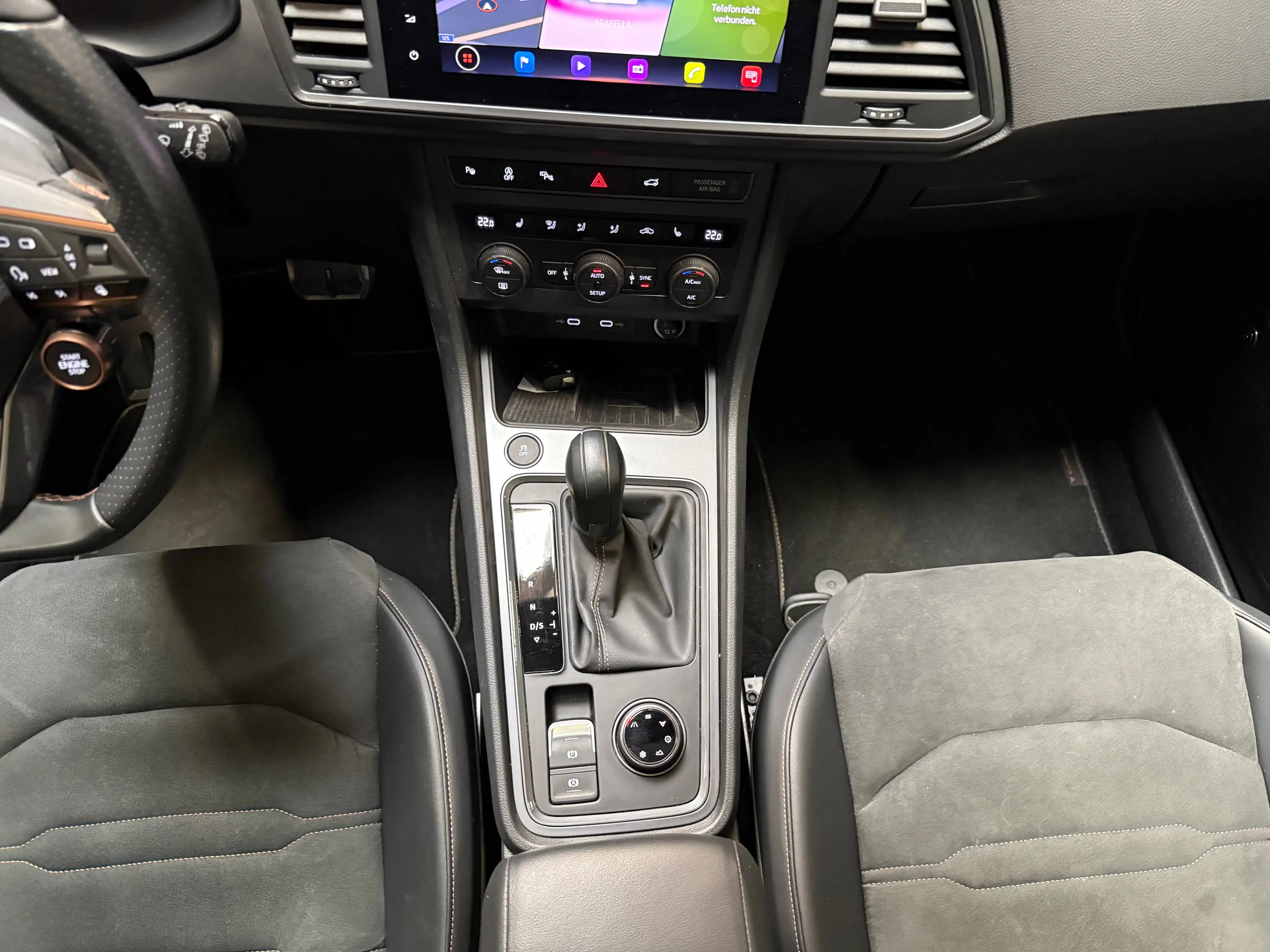 CUPRA Ateca VZ Edition 4Drive Akrapovic AHK Glasdach — photo 15