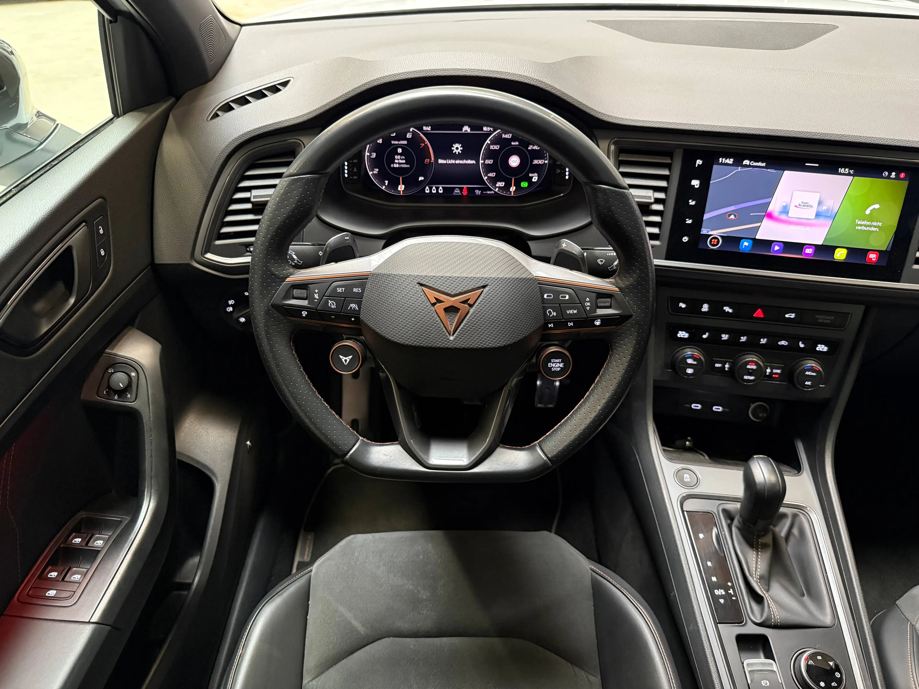 CUPRA Ateca VZ Edition 4Drive Akrapovic AHK Glasdach — photo 13