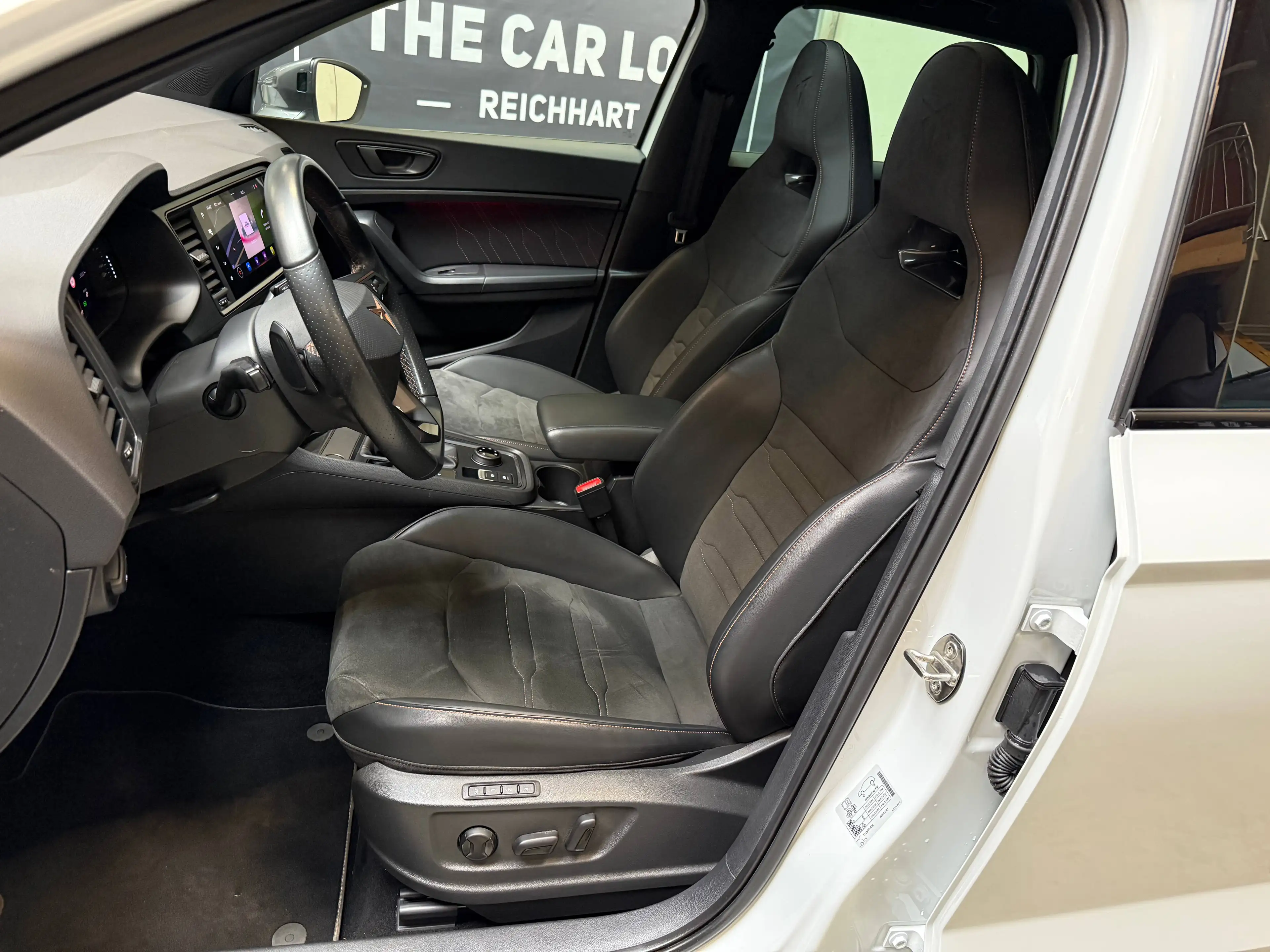 CUPRA Ateca VZ Edition 4Drive Akrapovic AHK Glasdach — photo 10