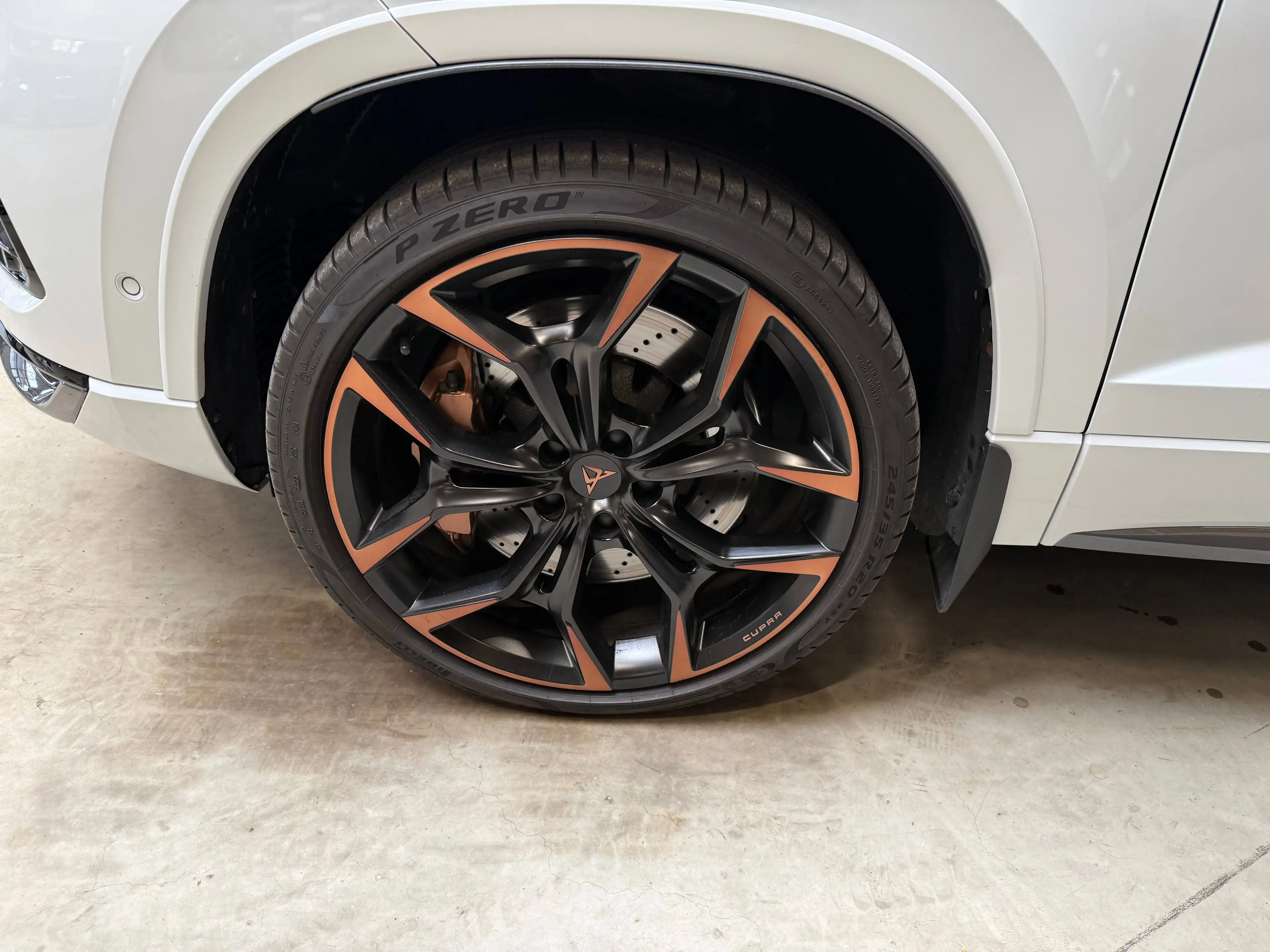 CUPRA Ateca VZ Edition 4Drive Akrapovic AHK Glasdach — photo 5