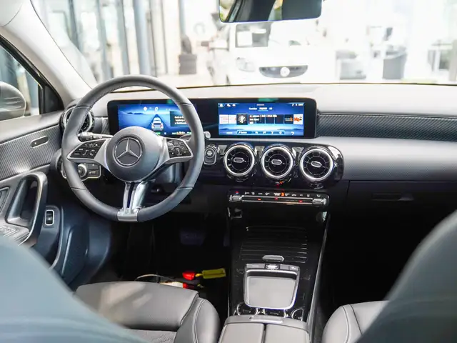 Mercedes-Benz A-Class view 14