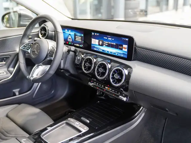 Mercedes-Benz A-Class view 11