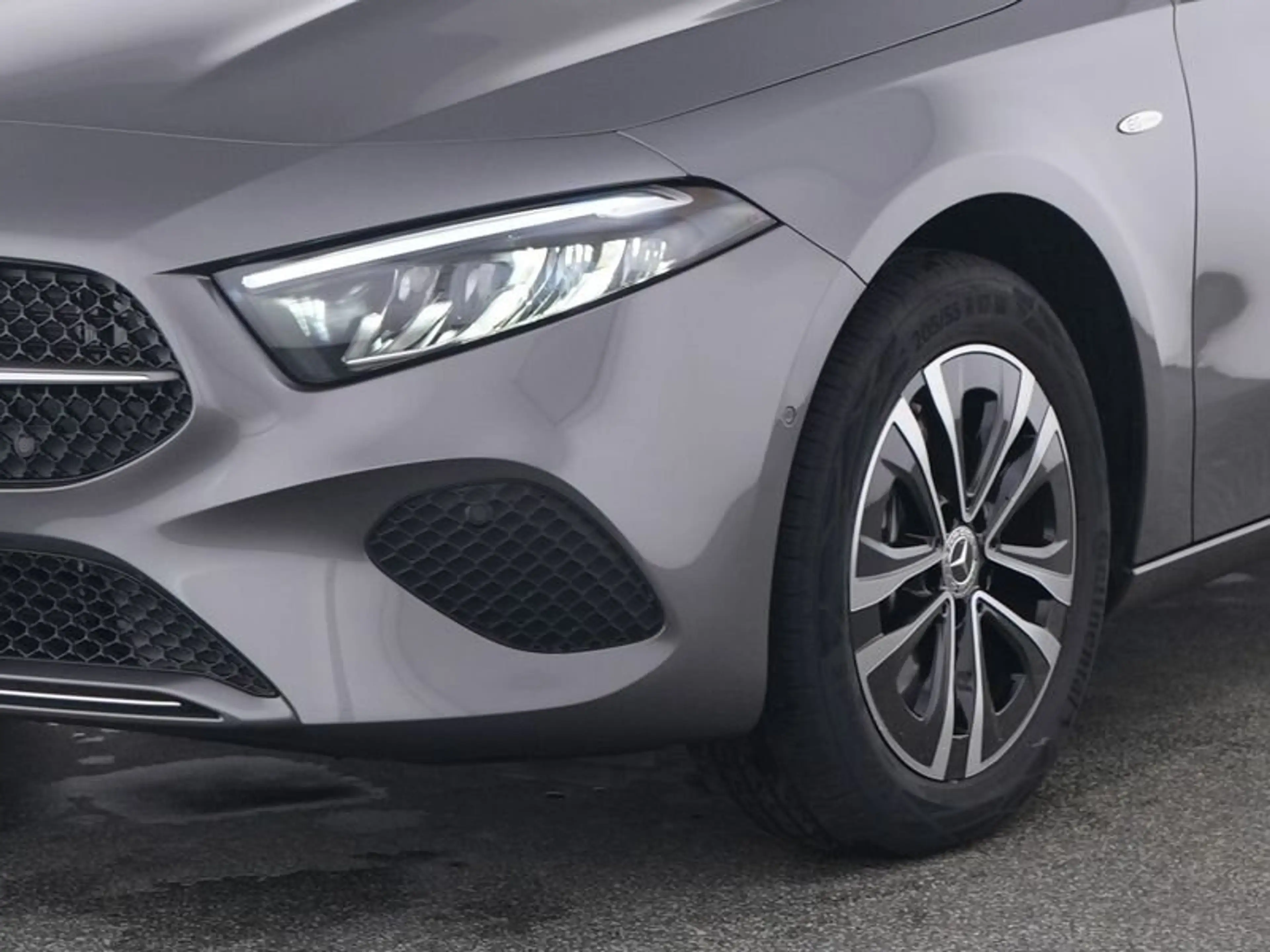 Mercedes-Benz A 250 A 250 e Progressive Totwinkel Kamera Lenkradheiz — photo 3