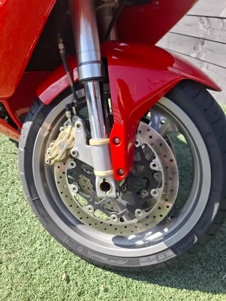 Ducati ST 2 - foto 8