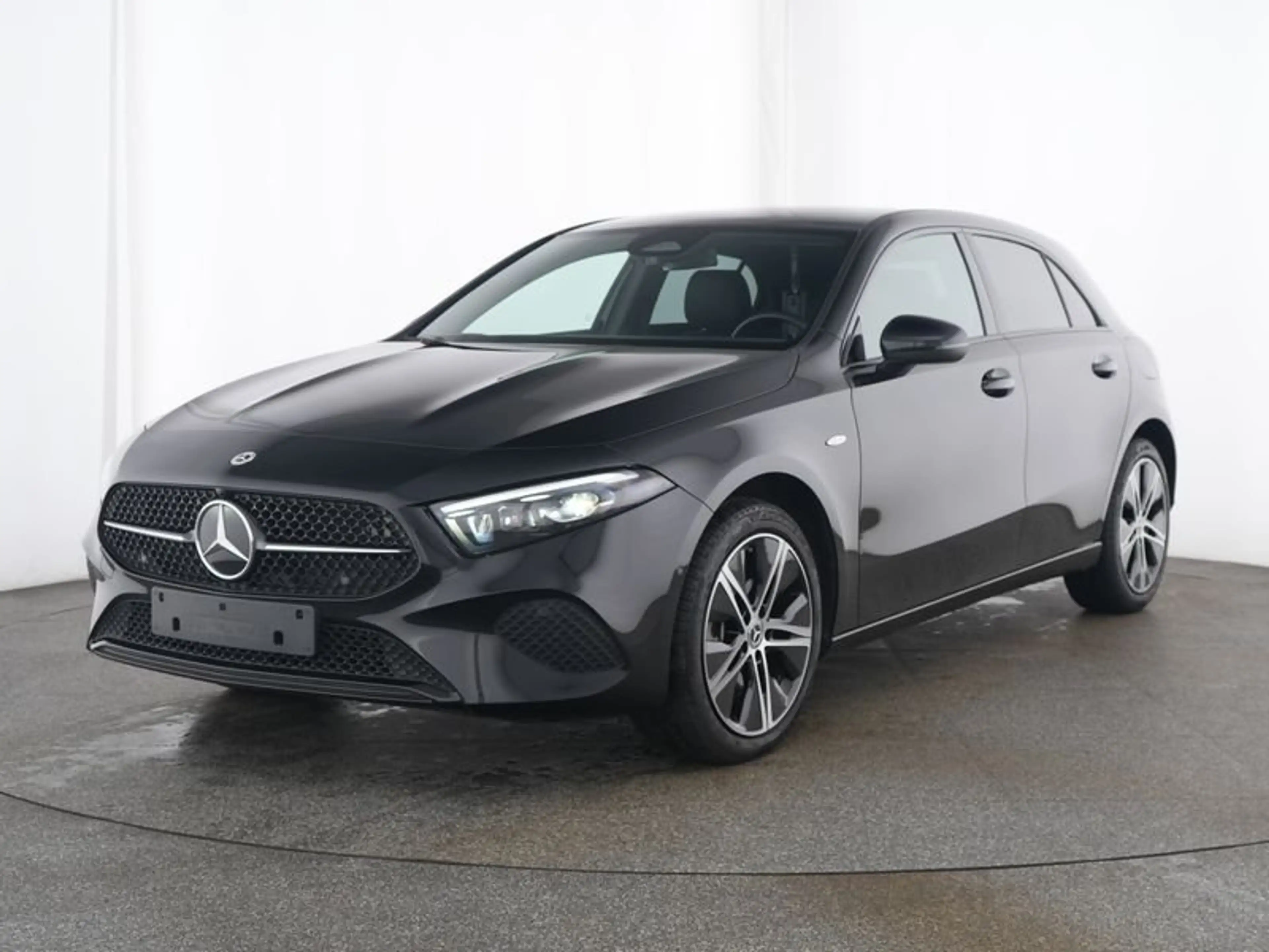 Mercedes-Benz A 250 e PROGRESSIVE*AHK*APPLE-CARPLAY*TOTWINKEL