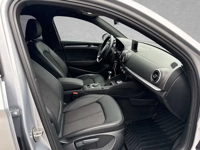 Audi A3 view 3