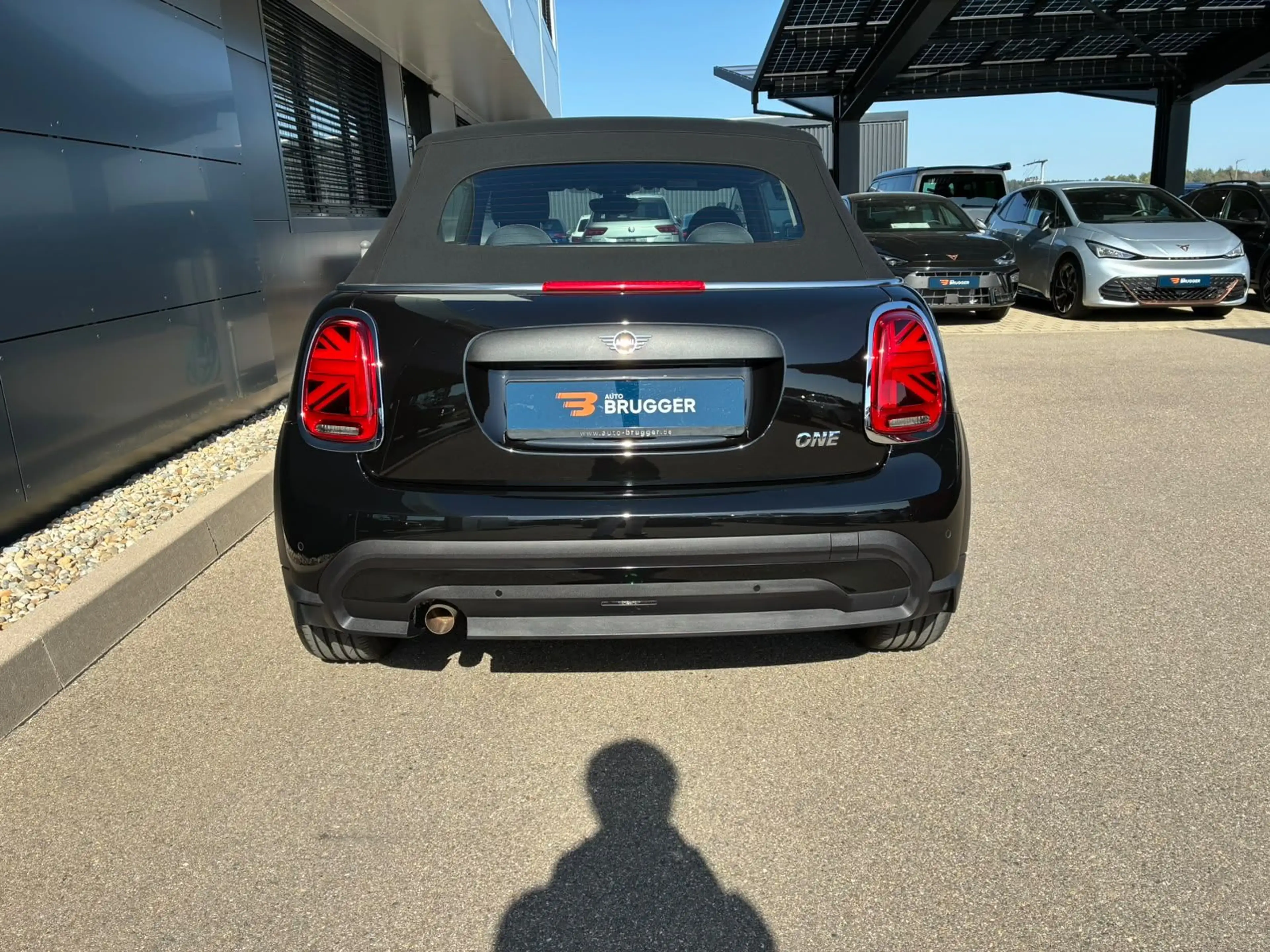 MINI One Cabrio LED PDC SHZ DAB — photo 5