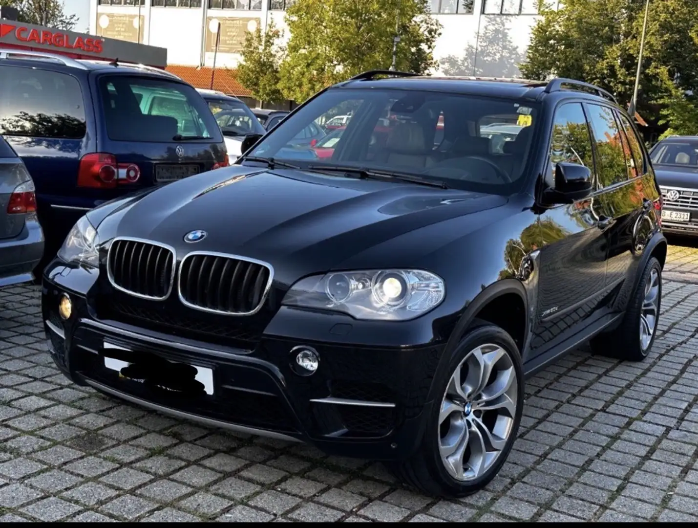 BMW X5 xDrive30d mit 7 Sitzen Schwarz - 2