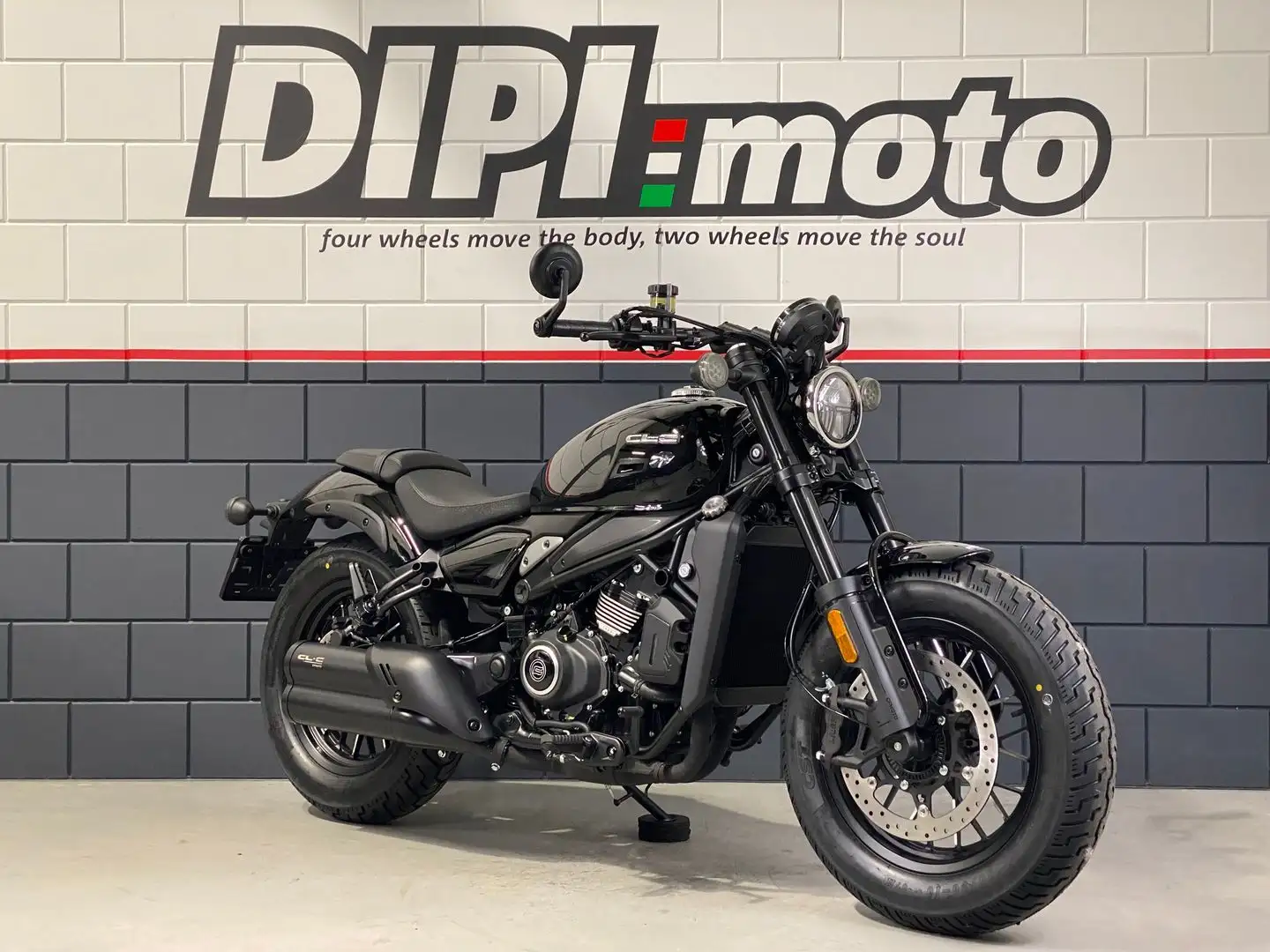 CFMOTO 450 CLC Schwarz - 1