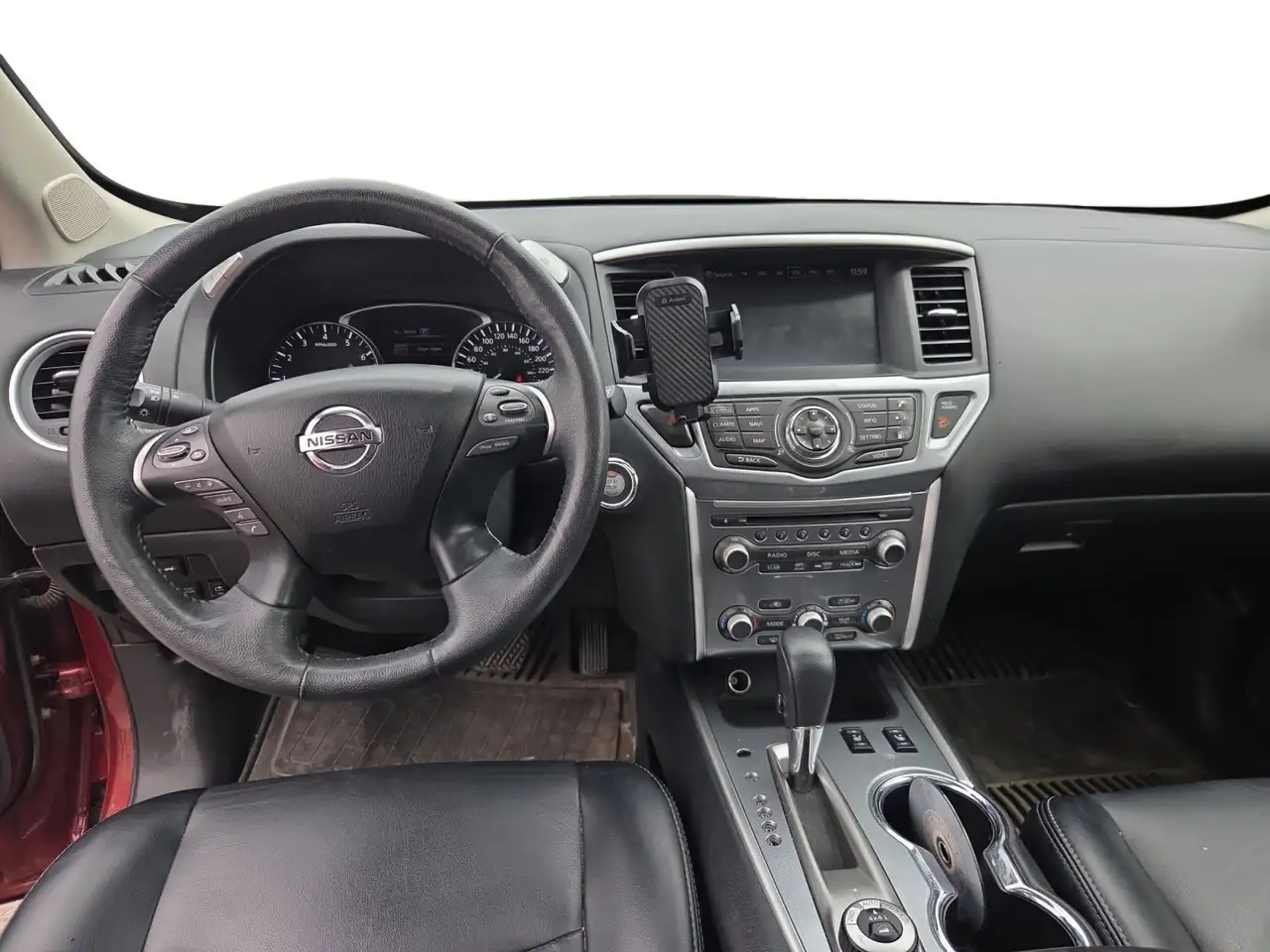 Nissan Pathfinder fotografie Nissan Pathfinder