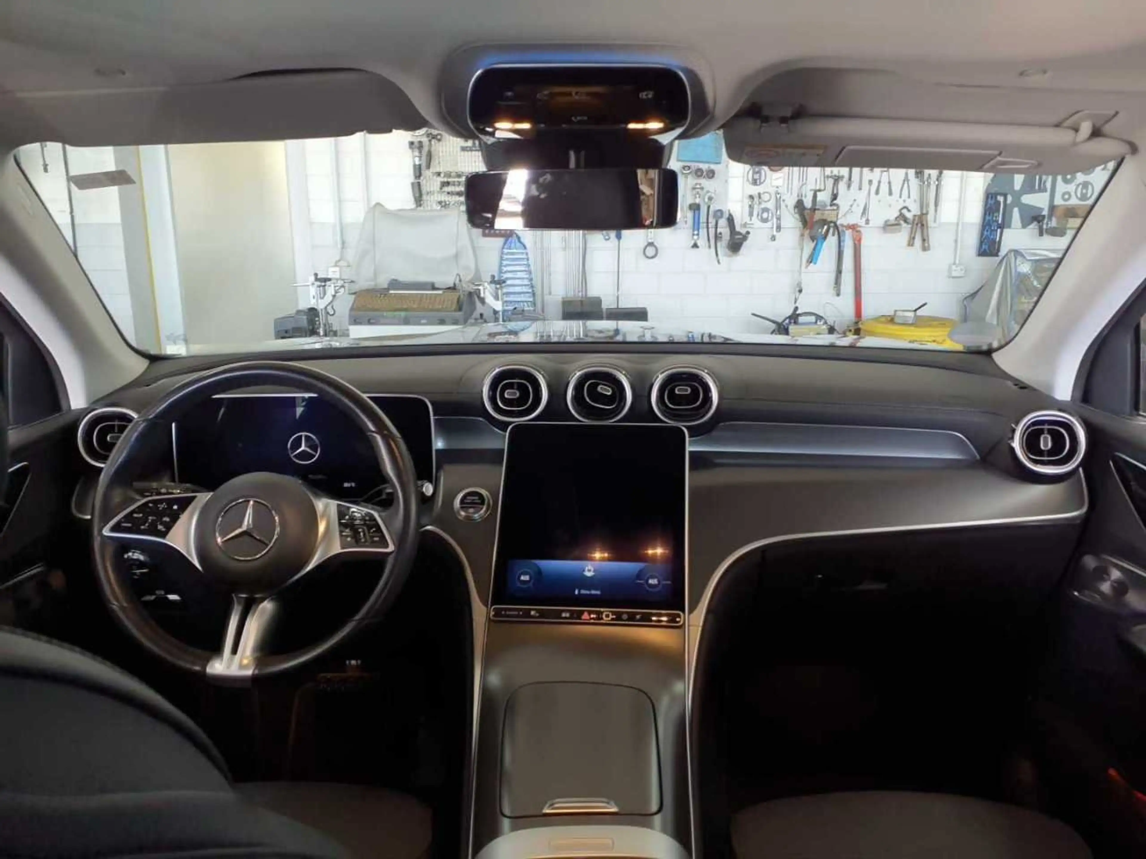 Mercedes-Benz GLC 220 d Avantgarde 4Matic Burmester 360° Pano — photo 6