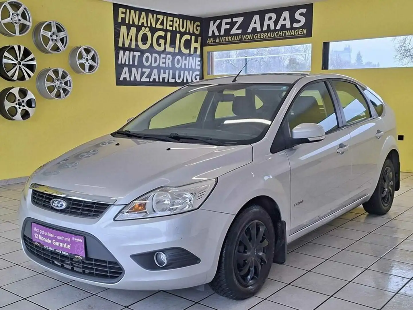 Ford Focus PICKERL NEU 04.2027+4, SITZHEIZUNG, KLIMA Silber - 1