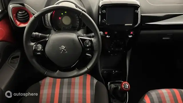 Peugeot 108 view 11